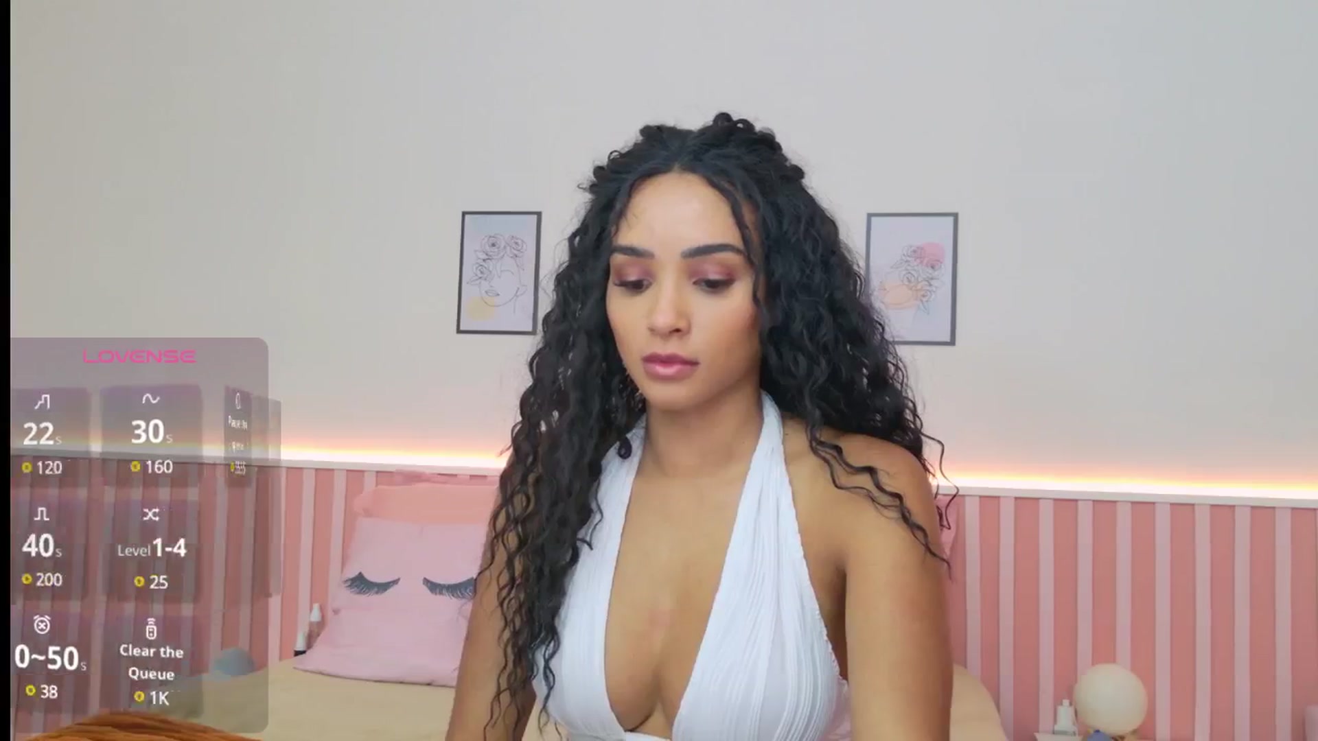 Gallery image thumbnail from Helen9g38's myfreecams stream on, 10/16/2024, 18:26 image 13 of 20