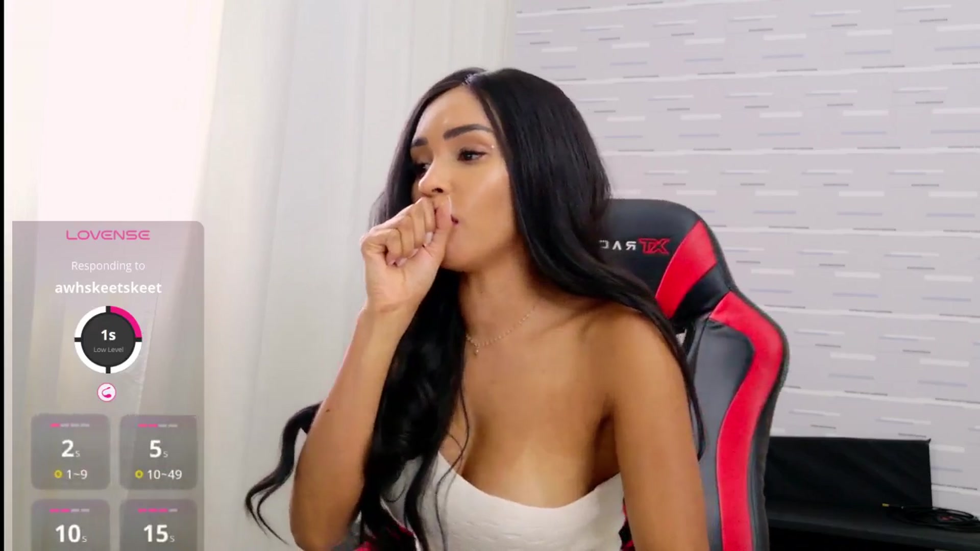 Gallery image thumbnail from Helen9g38's myfreecams stream on, 11/16/2024, 15:44 image 11 of 20