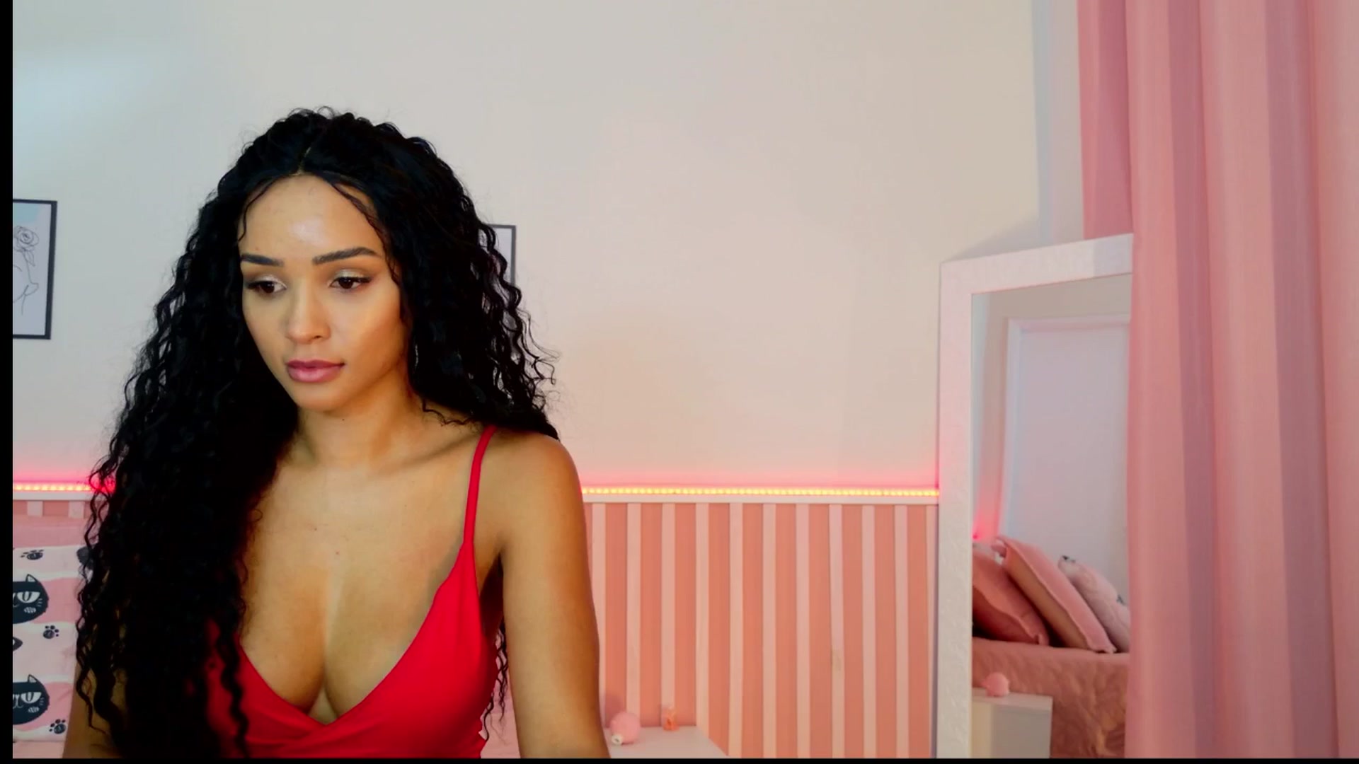 Gallery image thumbnail from Helen9g38's myfreecams stream on, 12/23/2024, 16:55 image 1 of 20