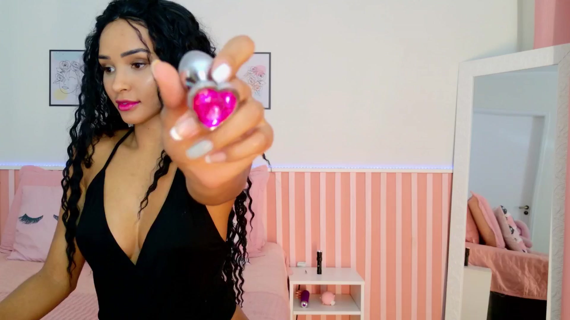 Gallery image thumbnail from Helen9g38's myfreecams stream on, 12/31/2024, 15:24 image 9 of 20