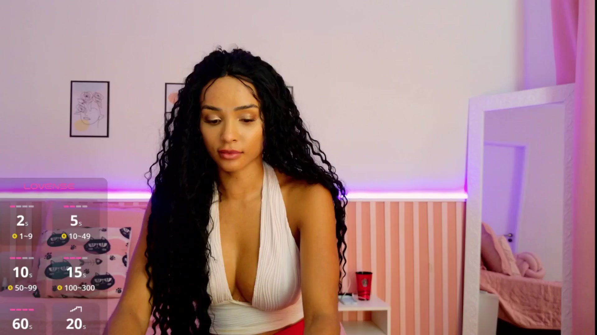 Gallery image thumbnail from Helen9g38's myfreecams stream on, 01/05/2025, 16:31 image 17 of 20