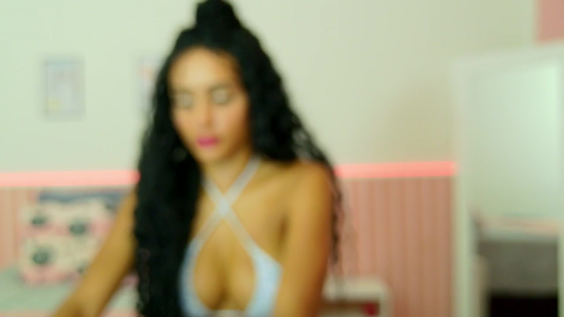 Gallery image thumbnail from Helen9g38's myfreecams stream on, 02/17/2025, 20:51 image 8 of 20