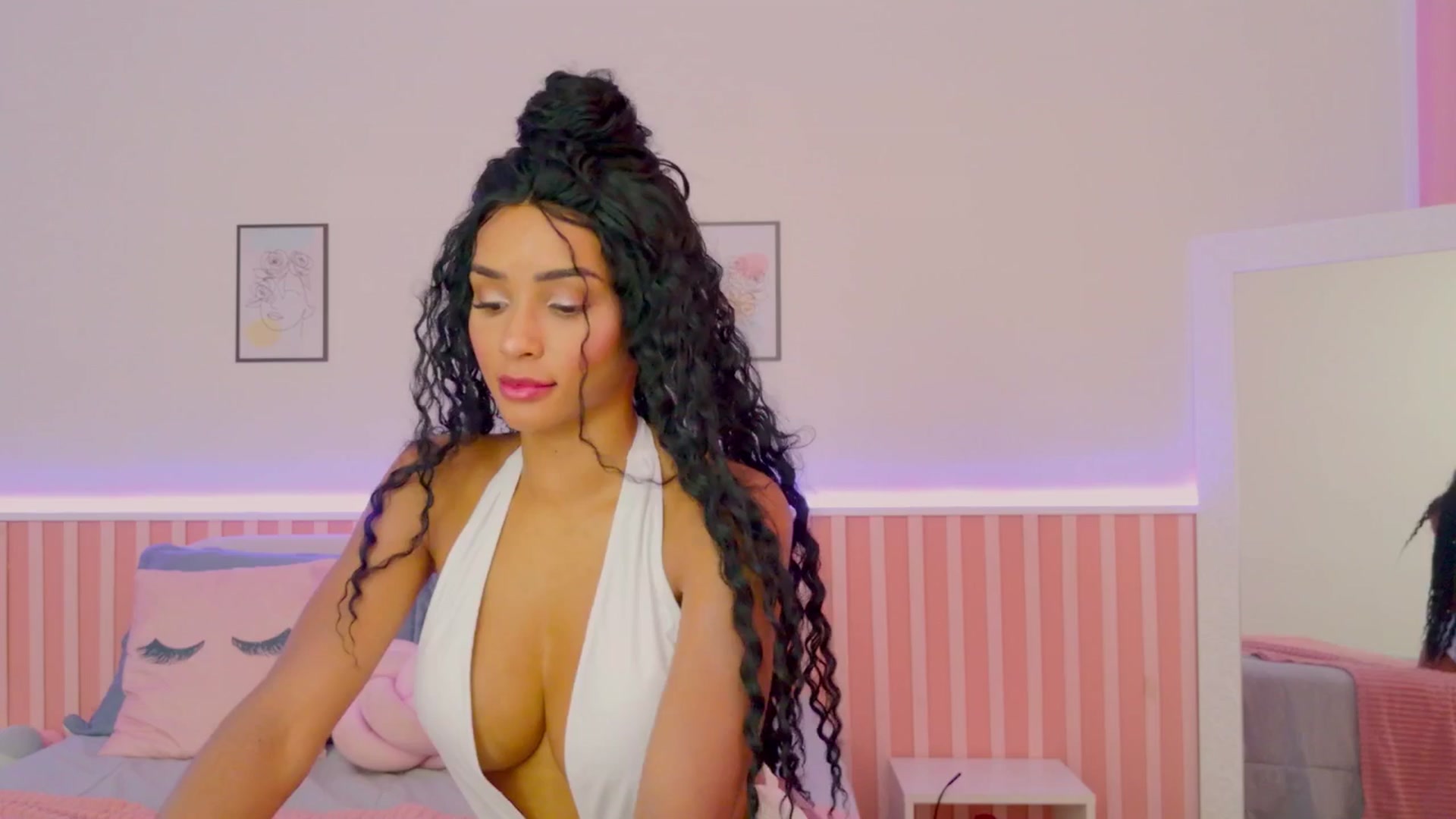 Gallery image thumbnail from Helen9g38's myfreecams stream on, 02/28/2025, 14:04 image 8 of 20