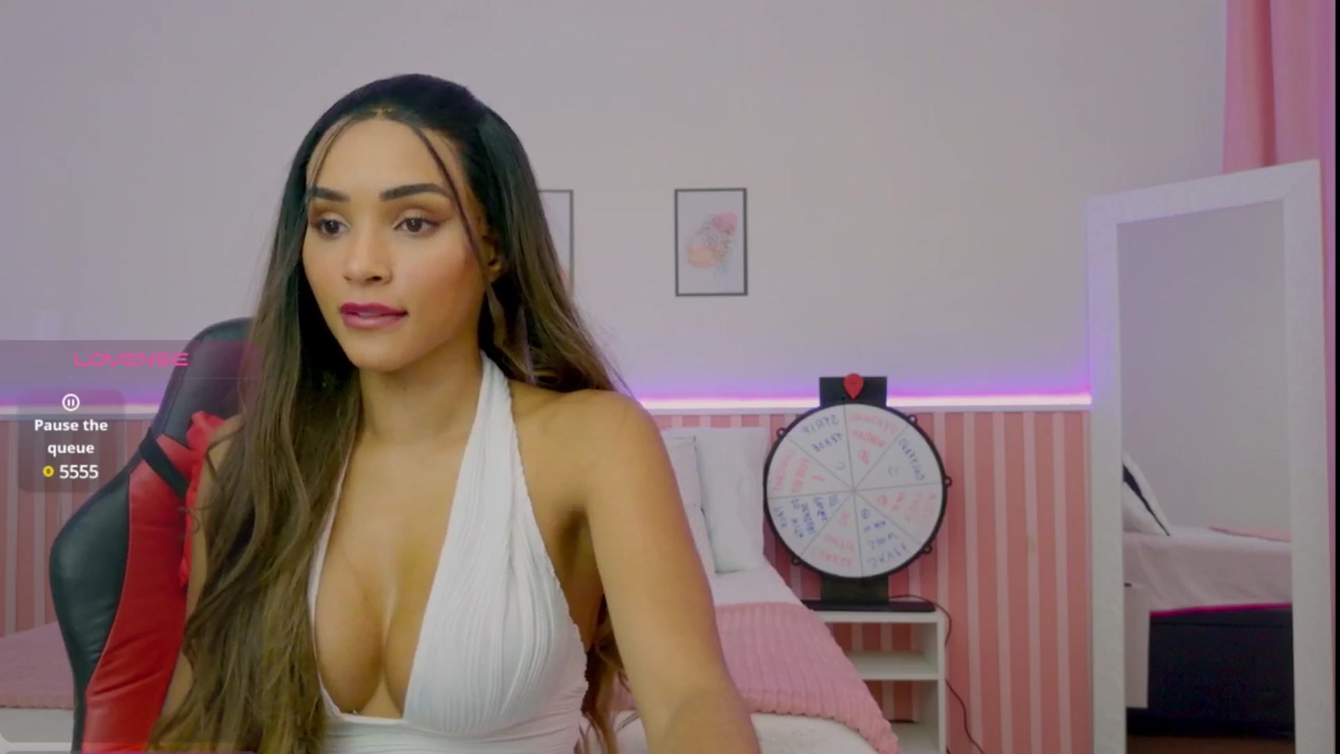 Gallery image thumbnail from Helen9g38's myfreecams stream on, 06/06/2025, 17:42 image 13 of 20