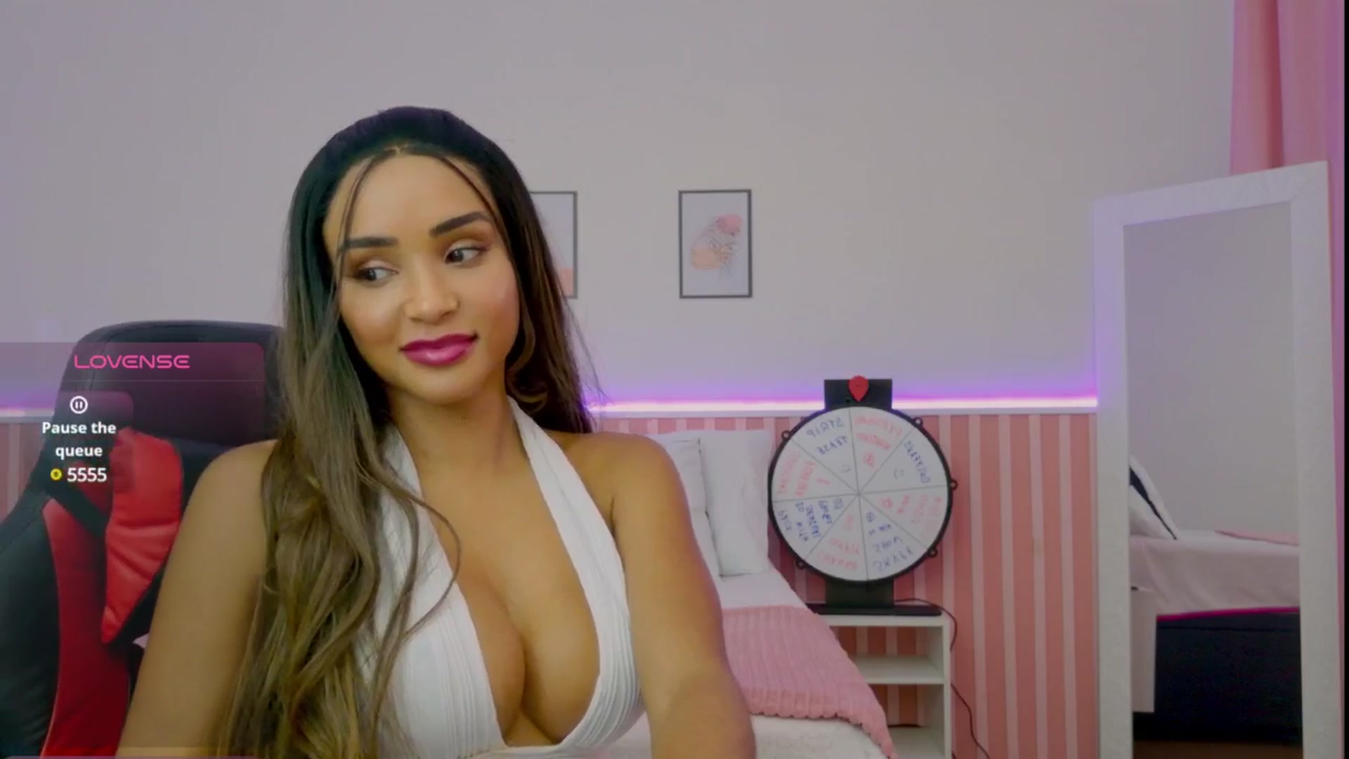 Gallery image thumbnail from Helen9g38's myfreecams stream on, 06/06/2025, 17:42 image 10 of 20