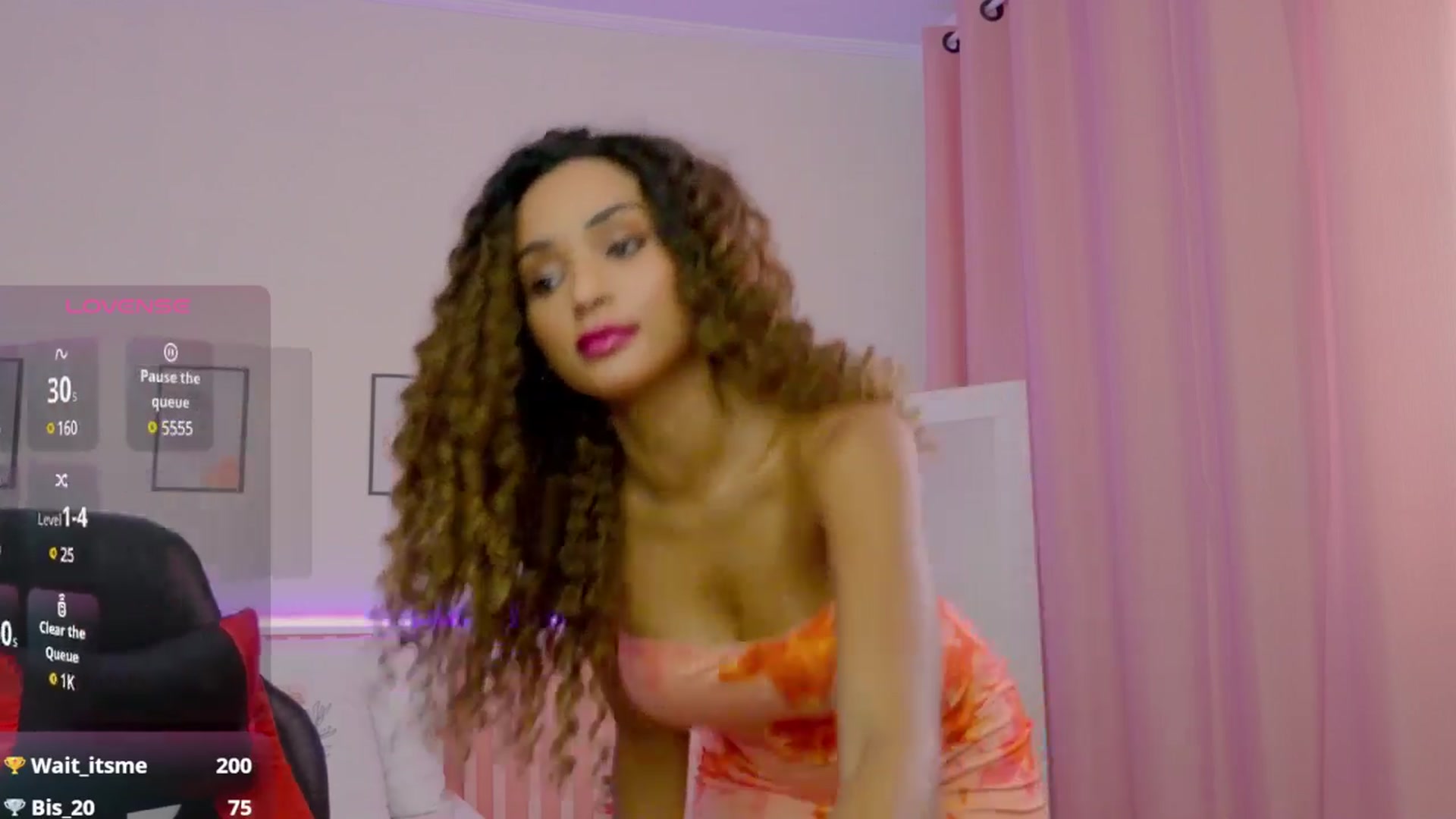 Gallery image thumbnail from Helen9g38's myfreecams stream on, 06/07/2025, 15:16 image 17 of 20