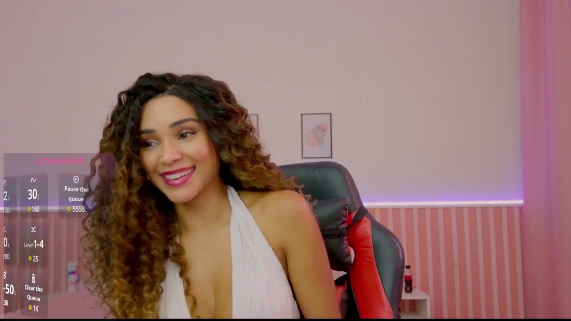 Gallery image thumbnail from Helen9g38's myfreecams stream on, 06/20/2025, 17:14 image 12 of 20