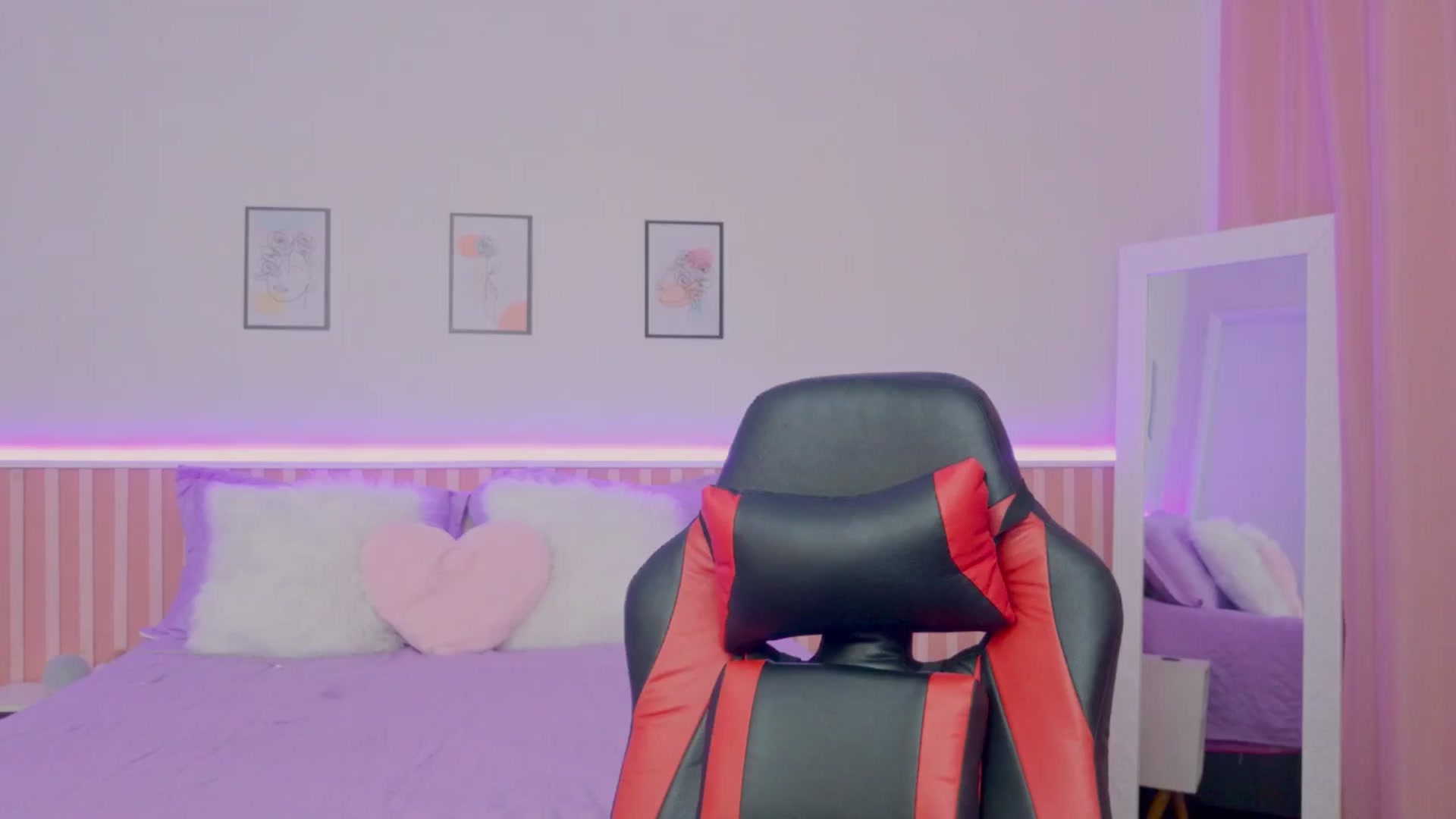 Gallery image thumbnail from Helen9g38's myfreecams stream on, 09/04/2025, 15:24 image 3 of 20
