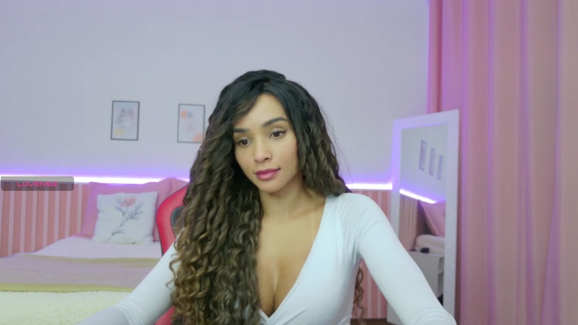 Gallery image thumbnail from Helen9g38's myfreecams stream on, 10/23/2025, 21:31 image 12 of 20