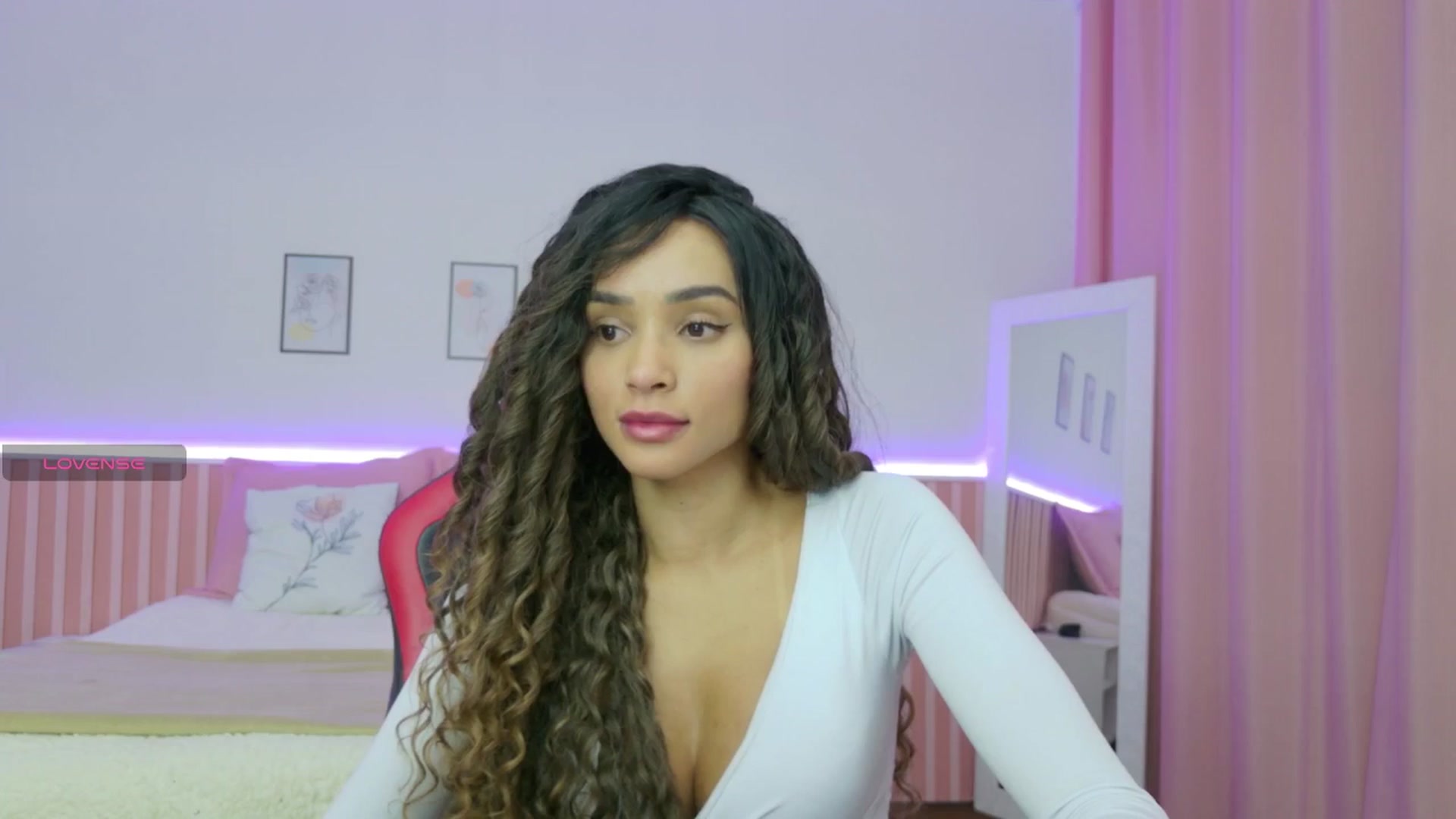 Gallery image thumbnail from Helen9g38's myfreecams stream on, 10/23/2025, 21:31 image 1 of 20