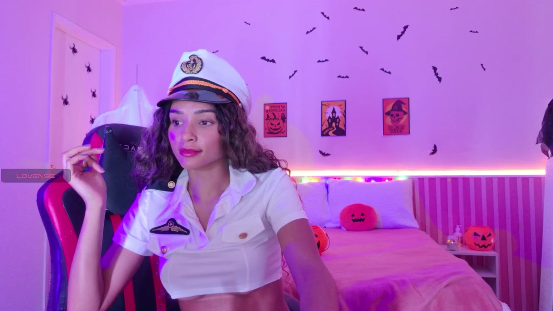 Gallery image thumbnail from Helen9g38's myfreecams stream on, 10/29/2025, 09:53 image 3 of 20