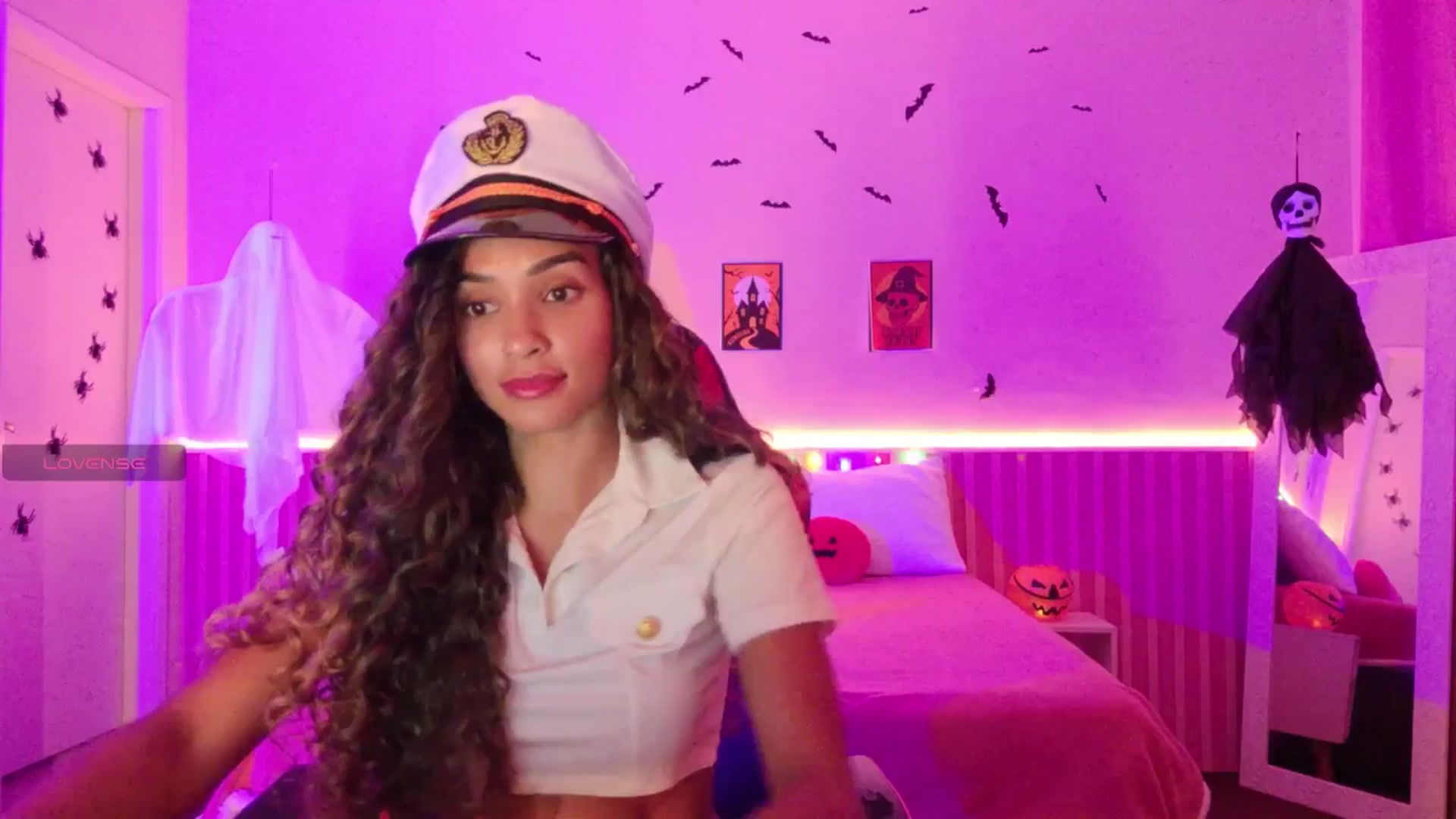 Gallery image thumbnail from Helen9g38's myfreecams stream on, 11/01/2025, 08:34 image 17 of 20
