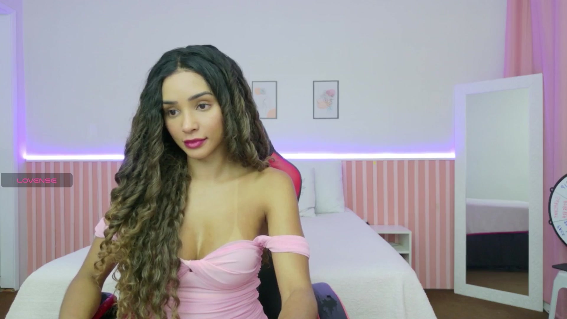 Gallery image thumbnail from Helen9g38's myfreecams stream on, 11/06/2025, 11:01 image 4 of 20