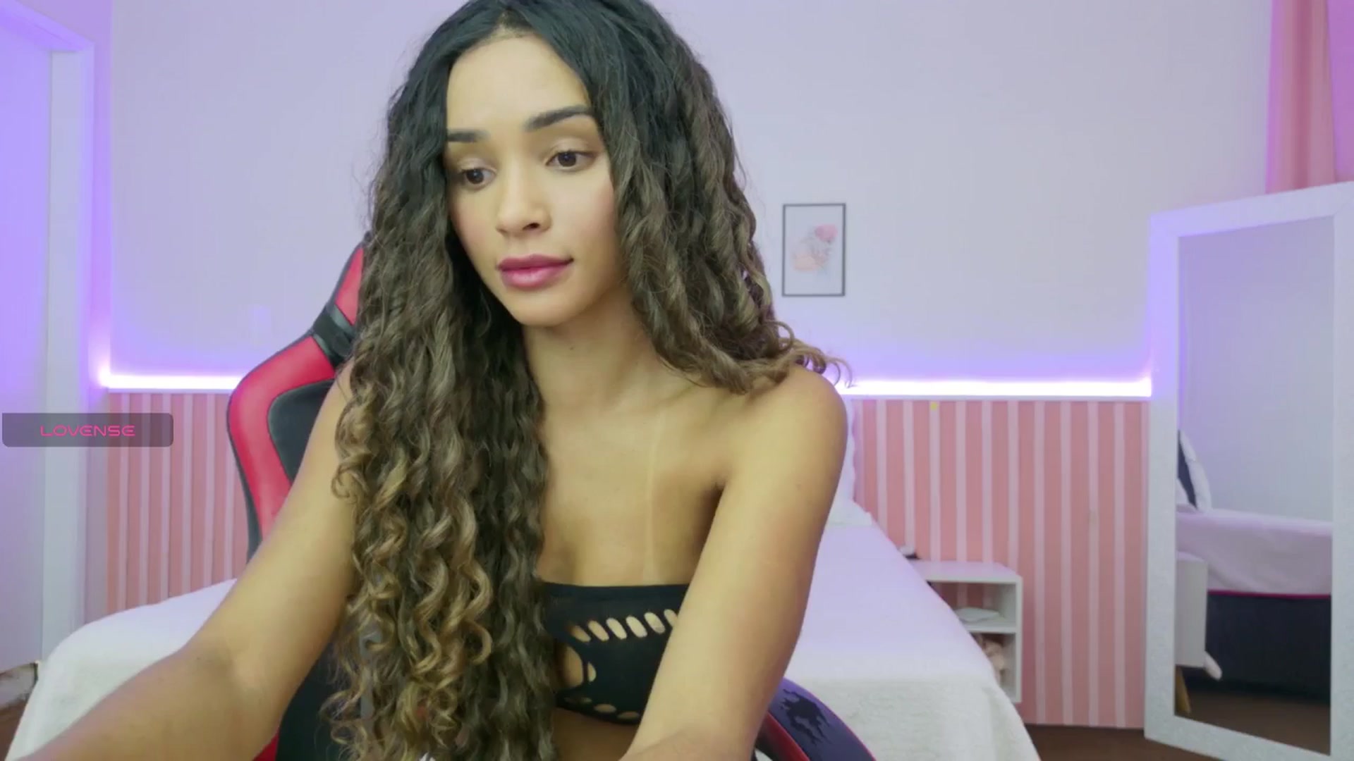 Gallery image thumbnail from Helen9g38's myfreecams stream on, 11/09/2025, 11:17 image 18 of 20