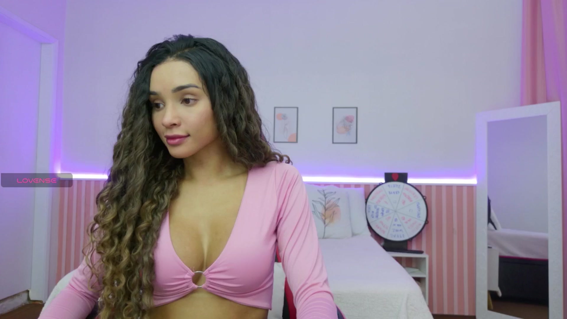 Gallery image thumbnail from Helen9g38's myfreecams stream on, 11/11/2025, 10:39 image 13 of 20