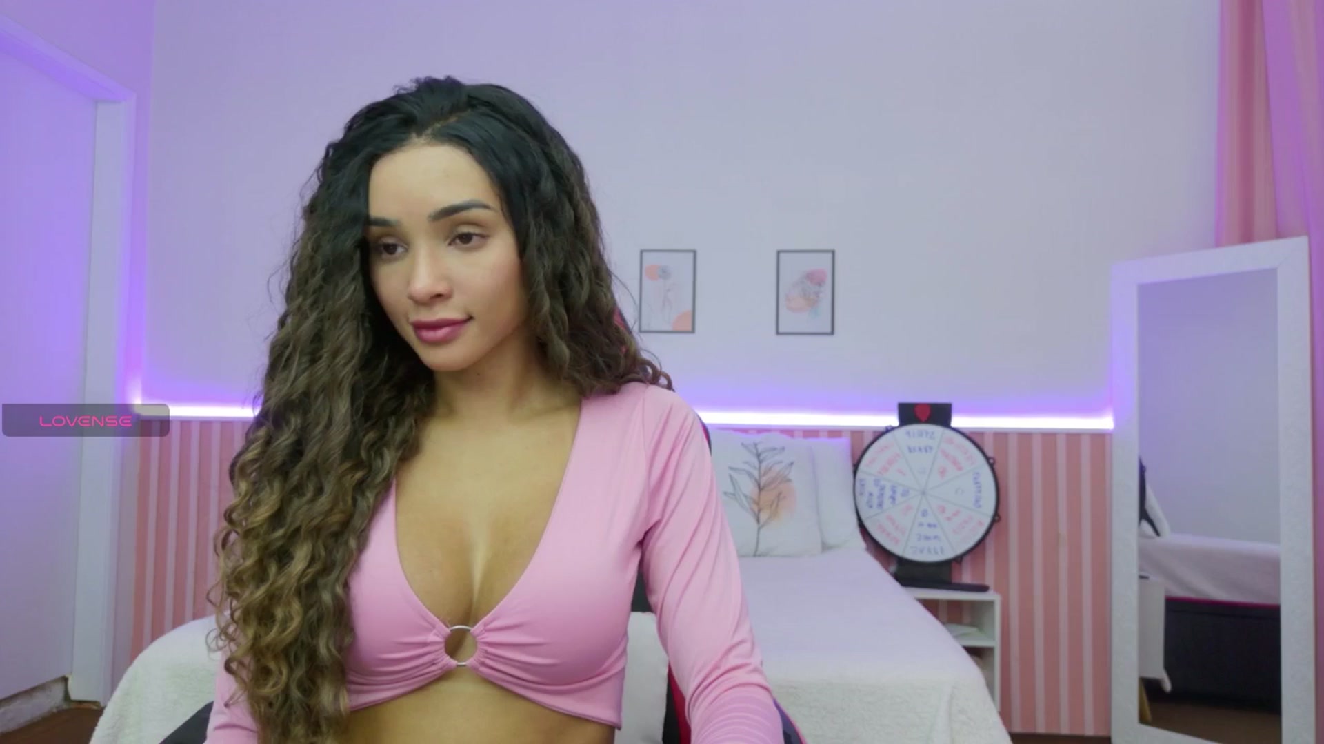 Gallery image thumbnail from Helen9g38's myfreecams stream on, 11/11/2025, 10:39 image 12 of 20
