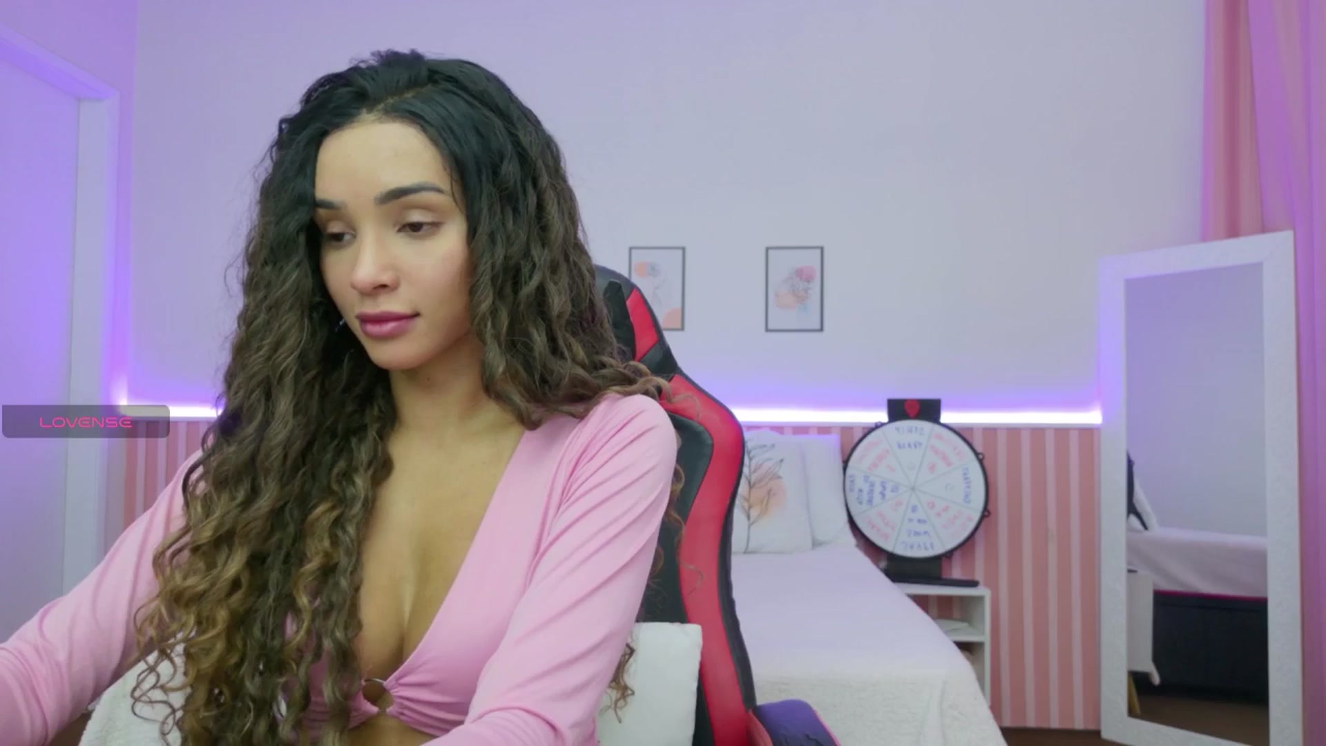 Gallery image thumbnail from Helen9g38's myfreecams stream on, 11/11/2025, 10:39 image 6 of 20