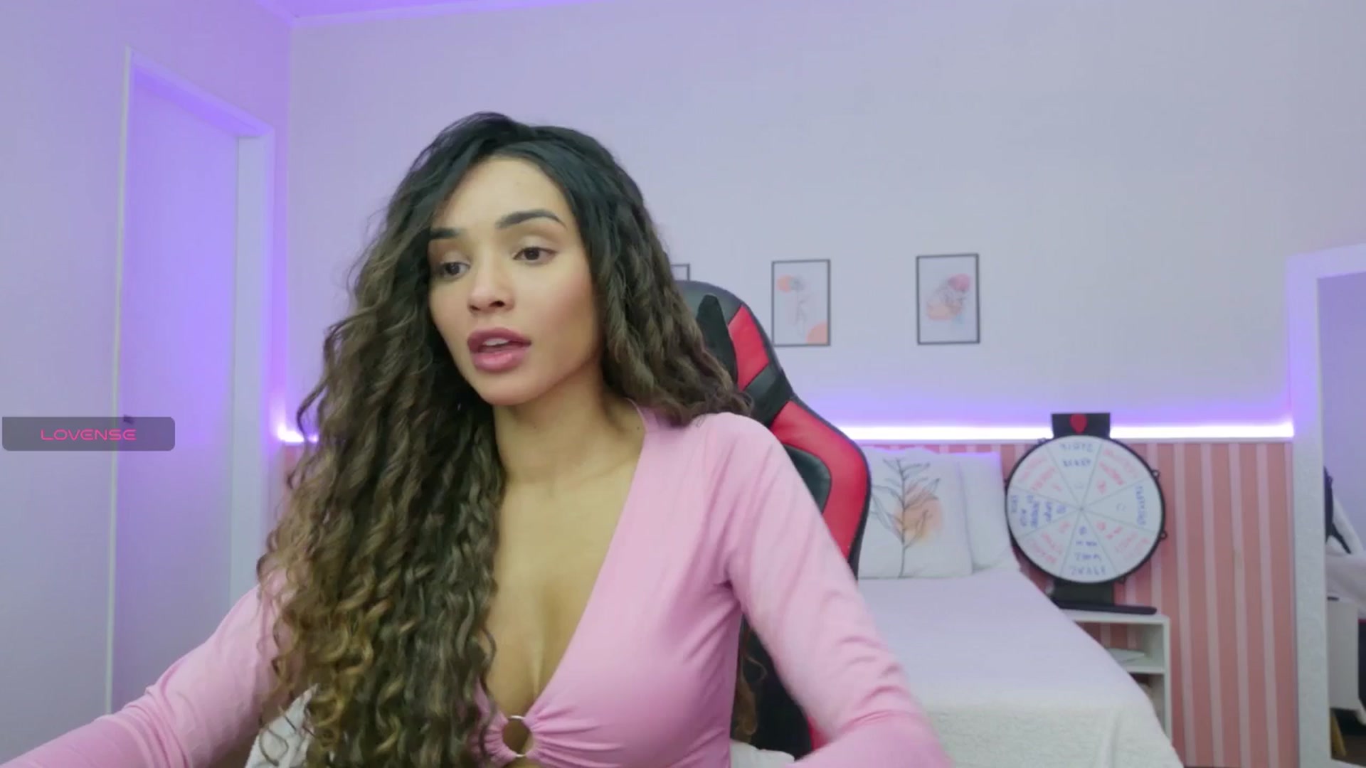 Gallery image thumbnail from Helen9g38's myfreecams stream on, 11/11/2025, 12:02 image 13 of 20
