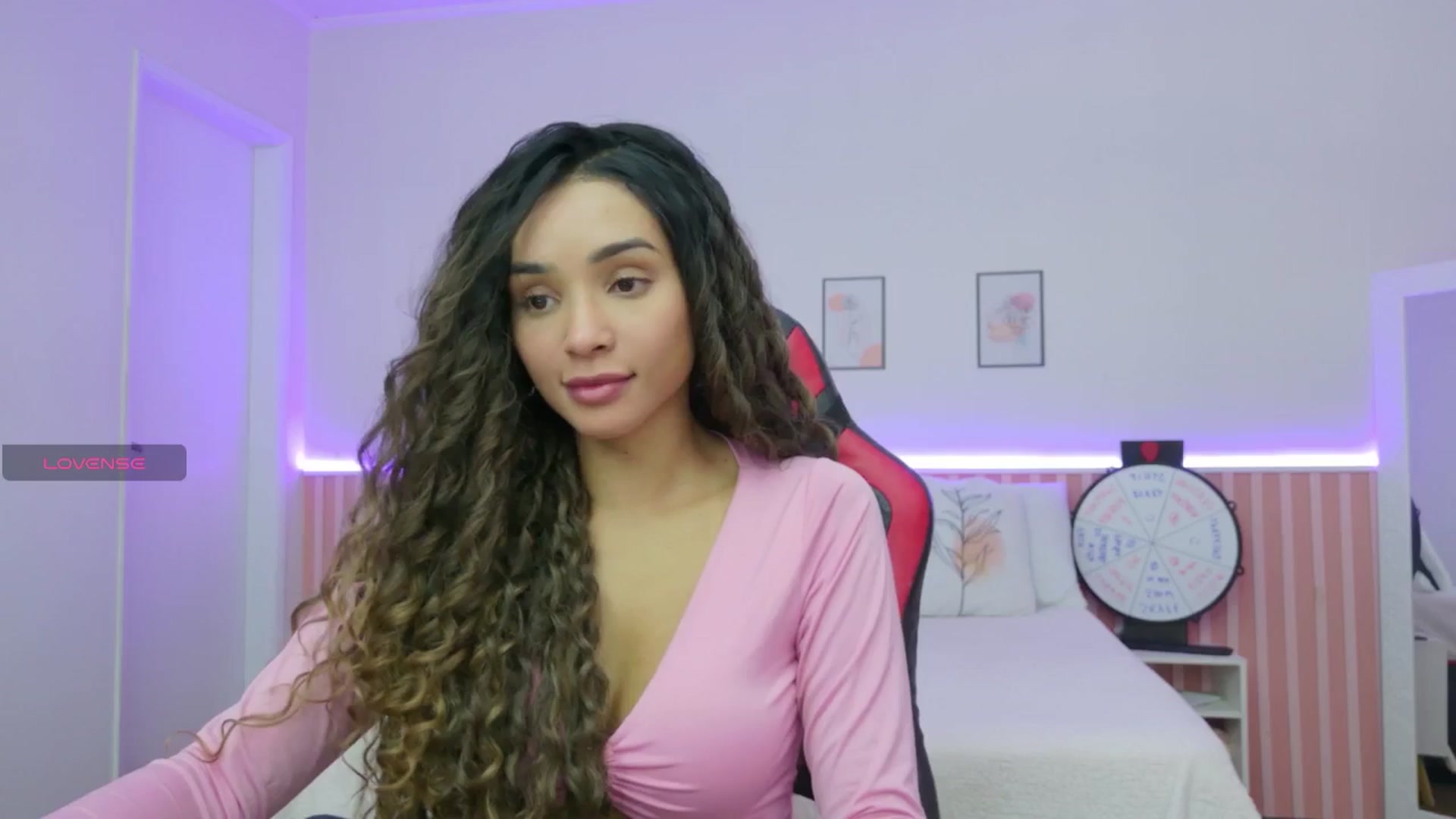 Gallery image thumbnail from Helen9g38's myfreecams stream on, 11/11/2025, 12:02 image 11 of 20