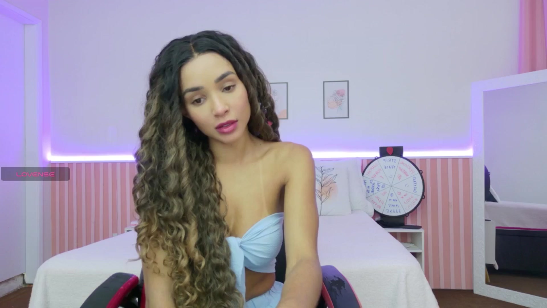 Gallery image thumbnail from Helen9g38's myfreecams stream on, 11/12/2025, 10:36 image 8 of 20