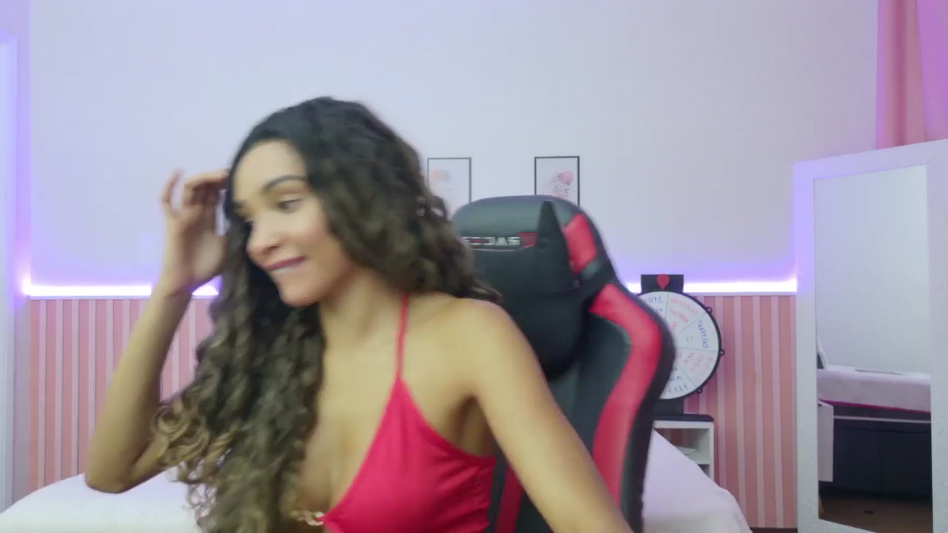 Gallery image thumbnail from Helen9g38's myfreecams stream on, 11/13/2025, 11:15 image 1 of 20