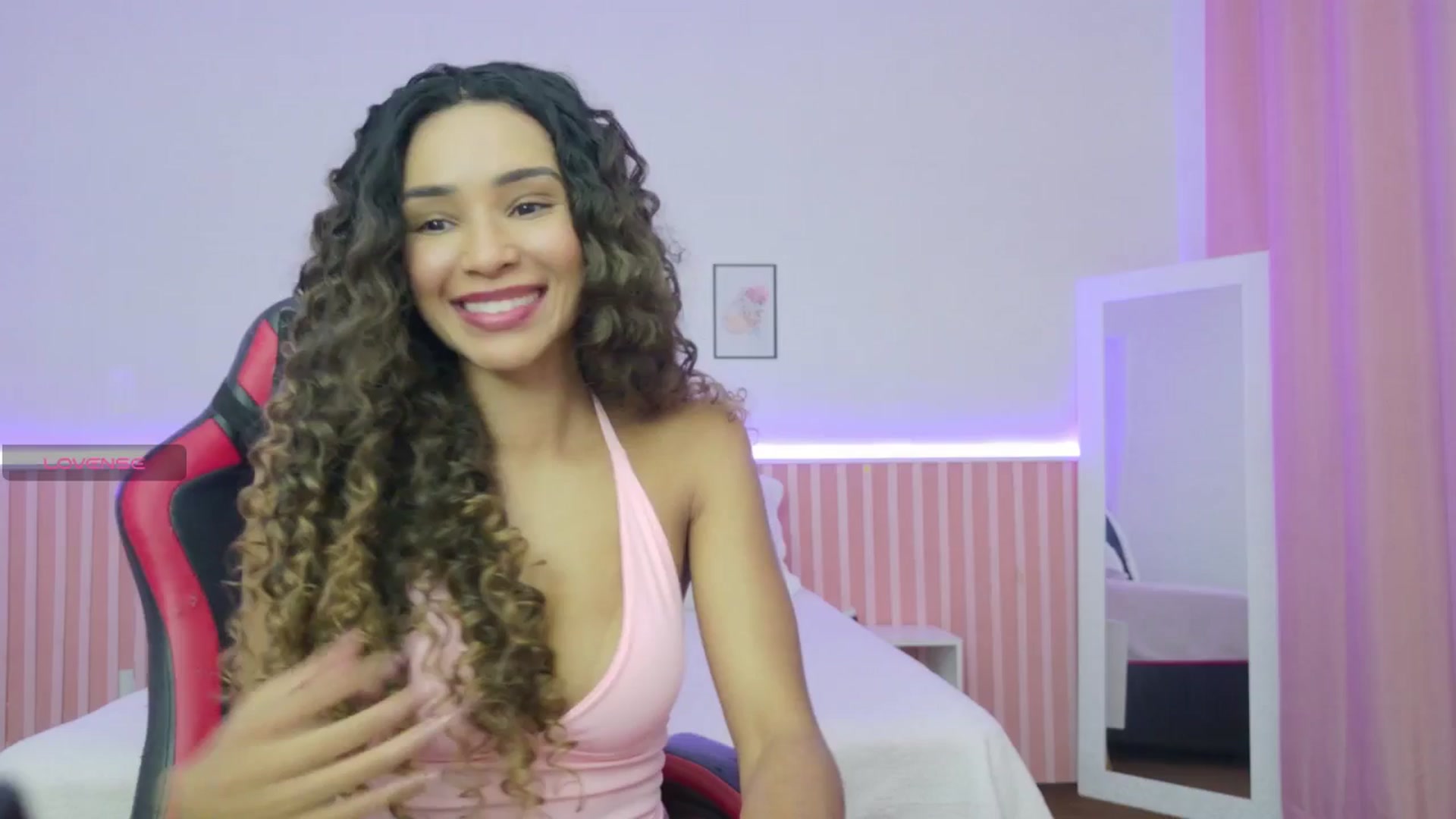 Gallery image thumbnail from Helen9g38's myfreecams stream on, 11/17/2025, 11:14 image 16 of 20