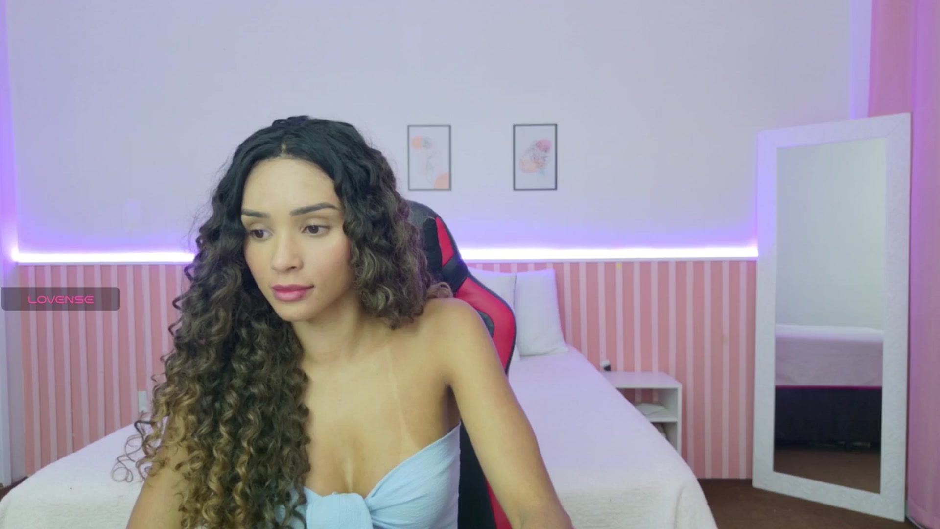 Gallery image thumbnail from Helen9g38's myfreecams stream on, 11/18/2025, 11:02 image 18 of 20