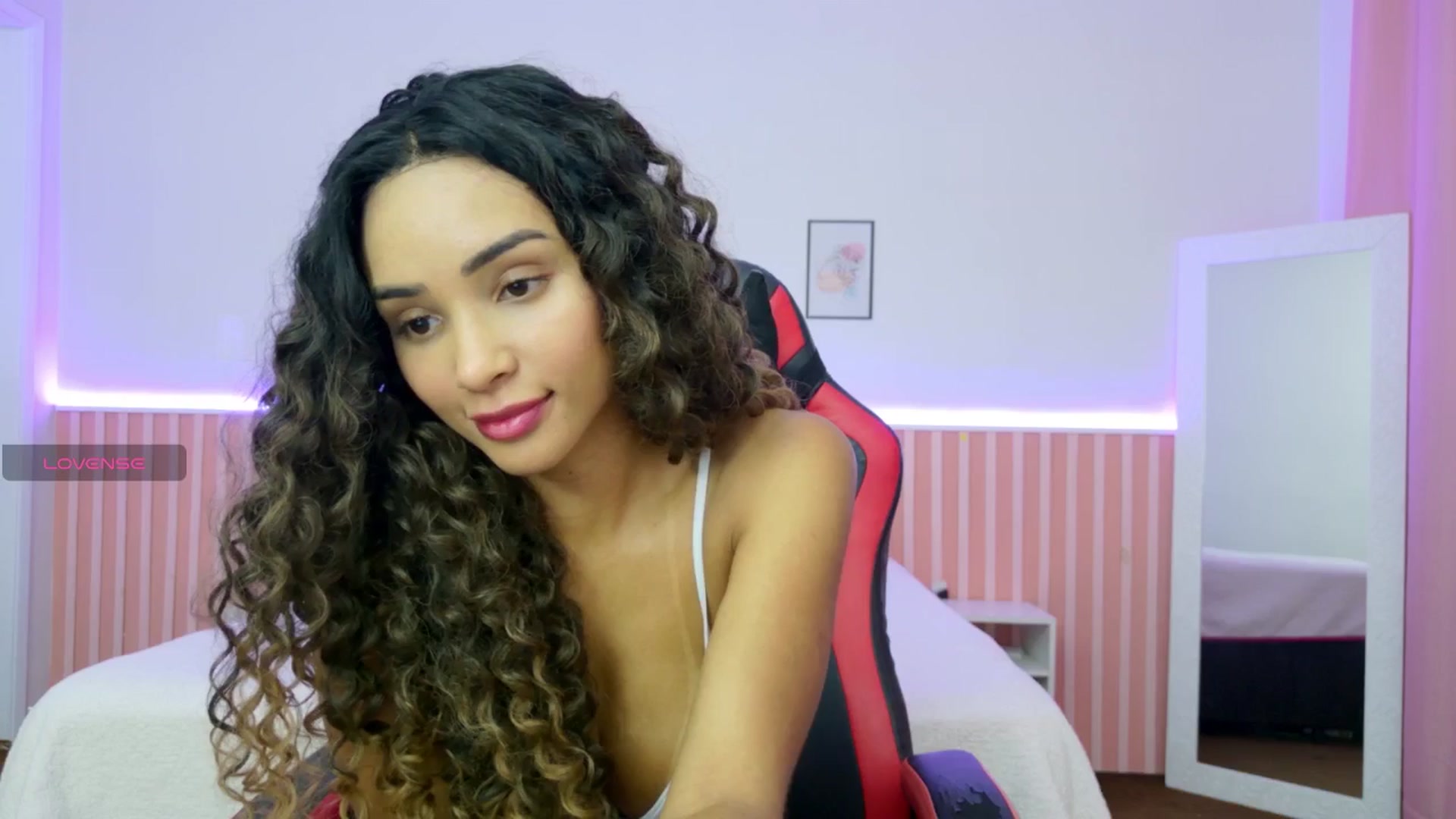 Gallery image thumbnail from Helen9g38's myfreecams stream on, 11/20/2025, 11:16 image 12 of 20
