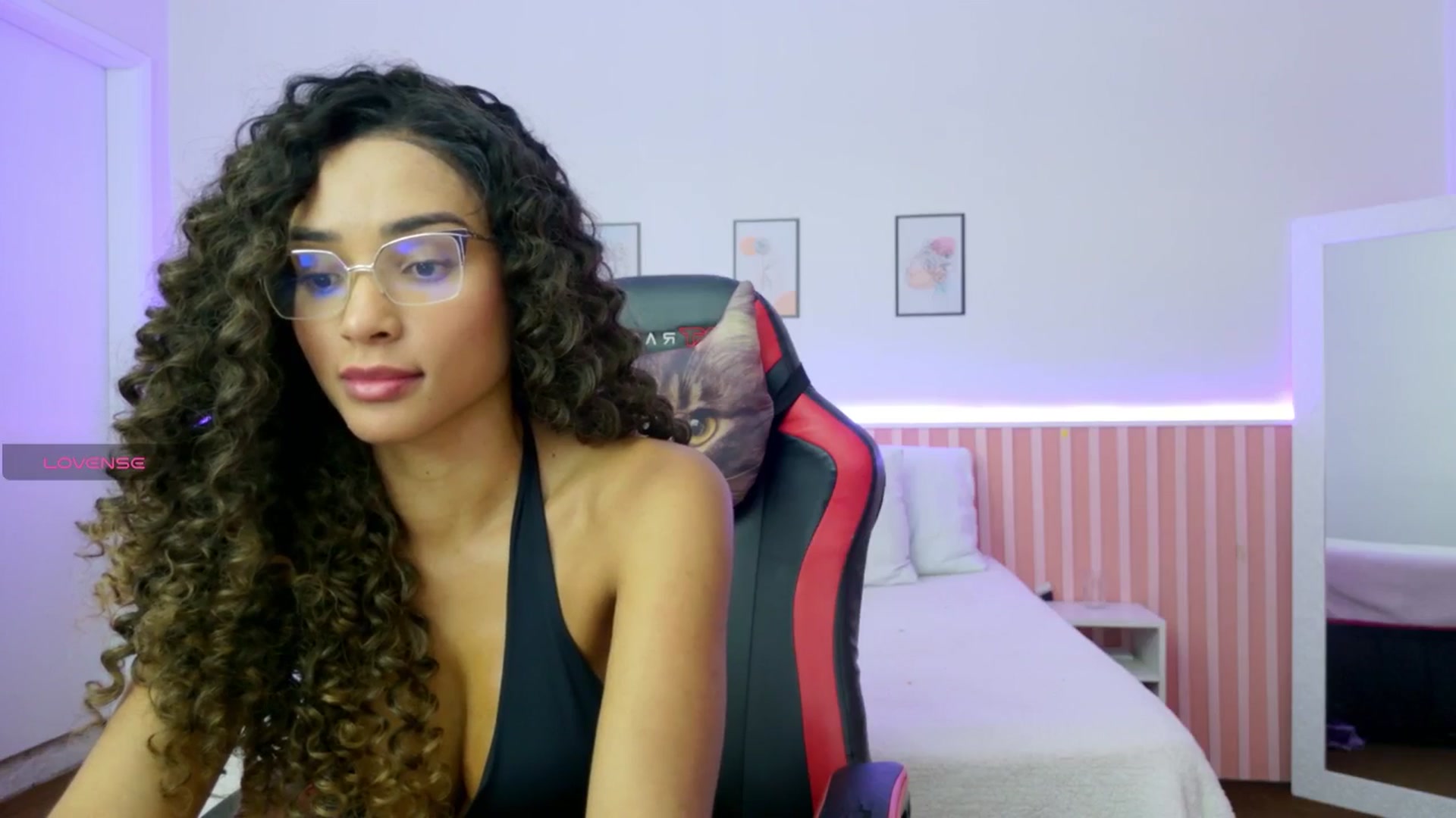 Gallery image thumbnail from Helen9g38's myfreecams stream on, 11/24/2025, 11:06 image 4 of 20