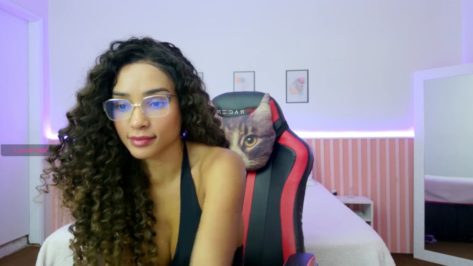 Gallery image thumbnail from Helen9g38's myfreecams stream on, 11/24/2025, 11:06 image 17 of 20