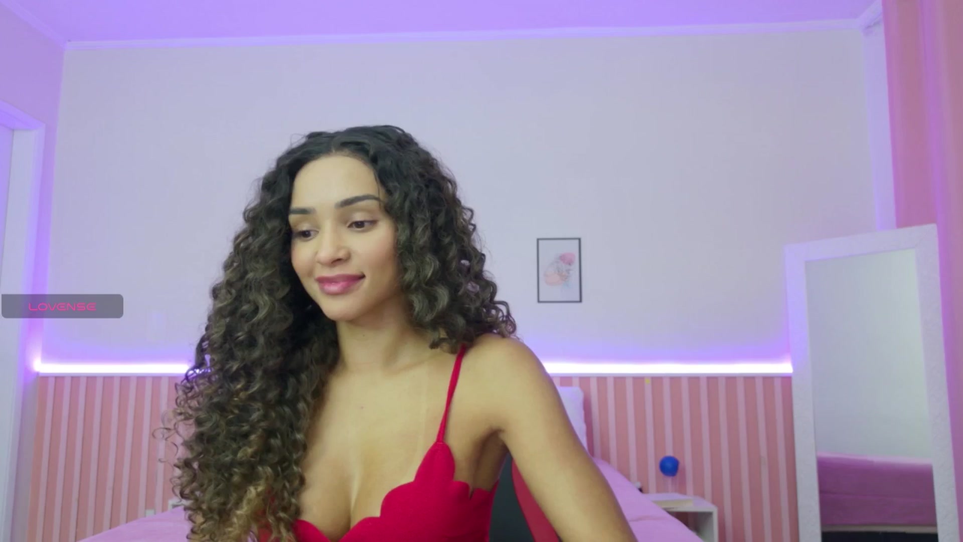 Gallery image thumbnail from Helen9g38's myfreecams stream on, 11/26/2025, 12:08 image 11 of 20