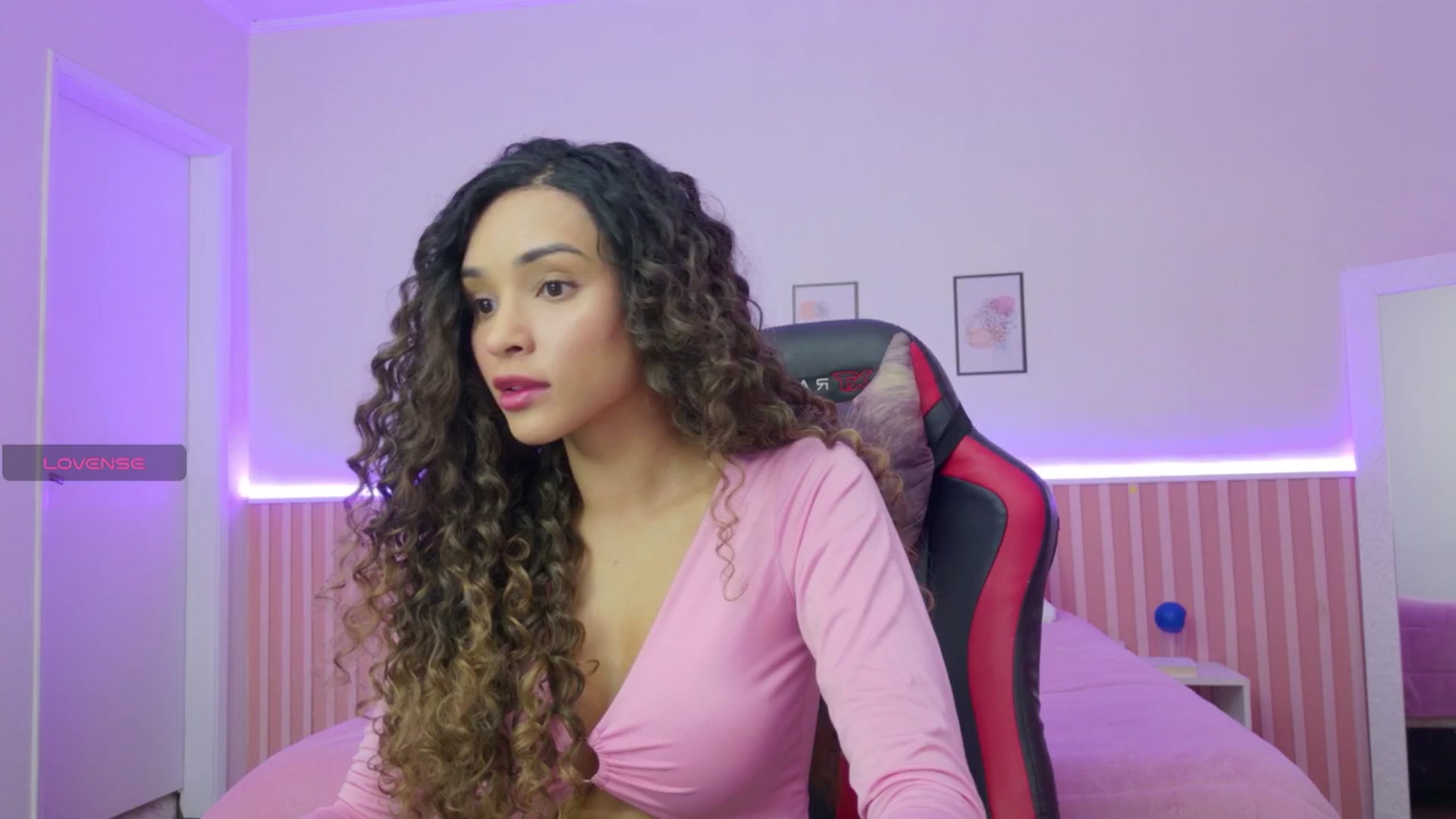 Gallery image thumbnail from Helen9g38's myfreecams stream on, 11/28/2025, 10:14 image 1 of 20