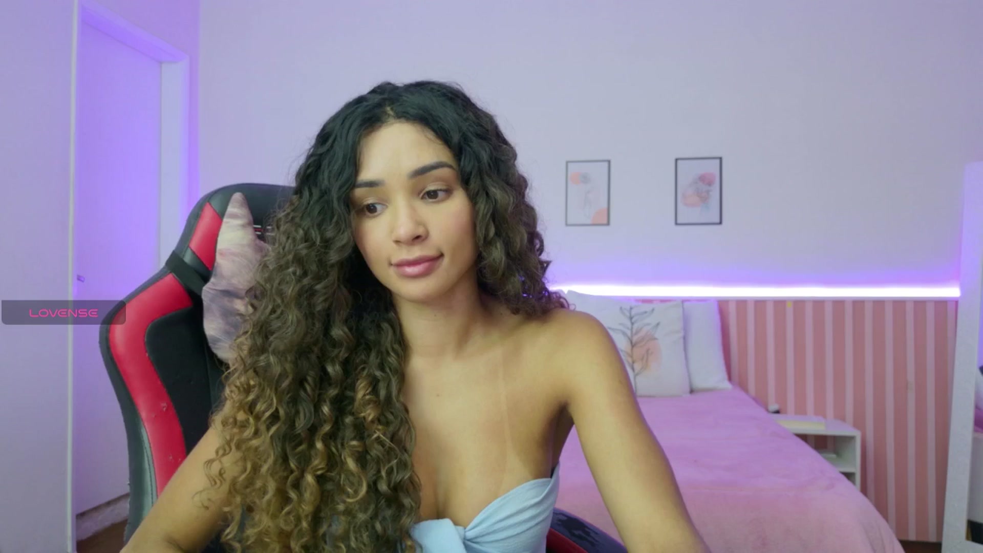 Gallery image thumbnail from Helen9g38's myfreecams stream on, 12/02/2025, 11:11 image 12 of 20