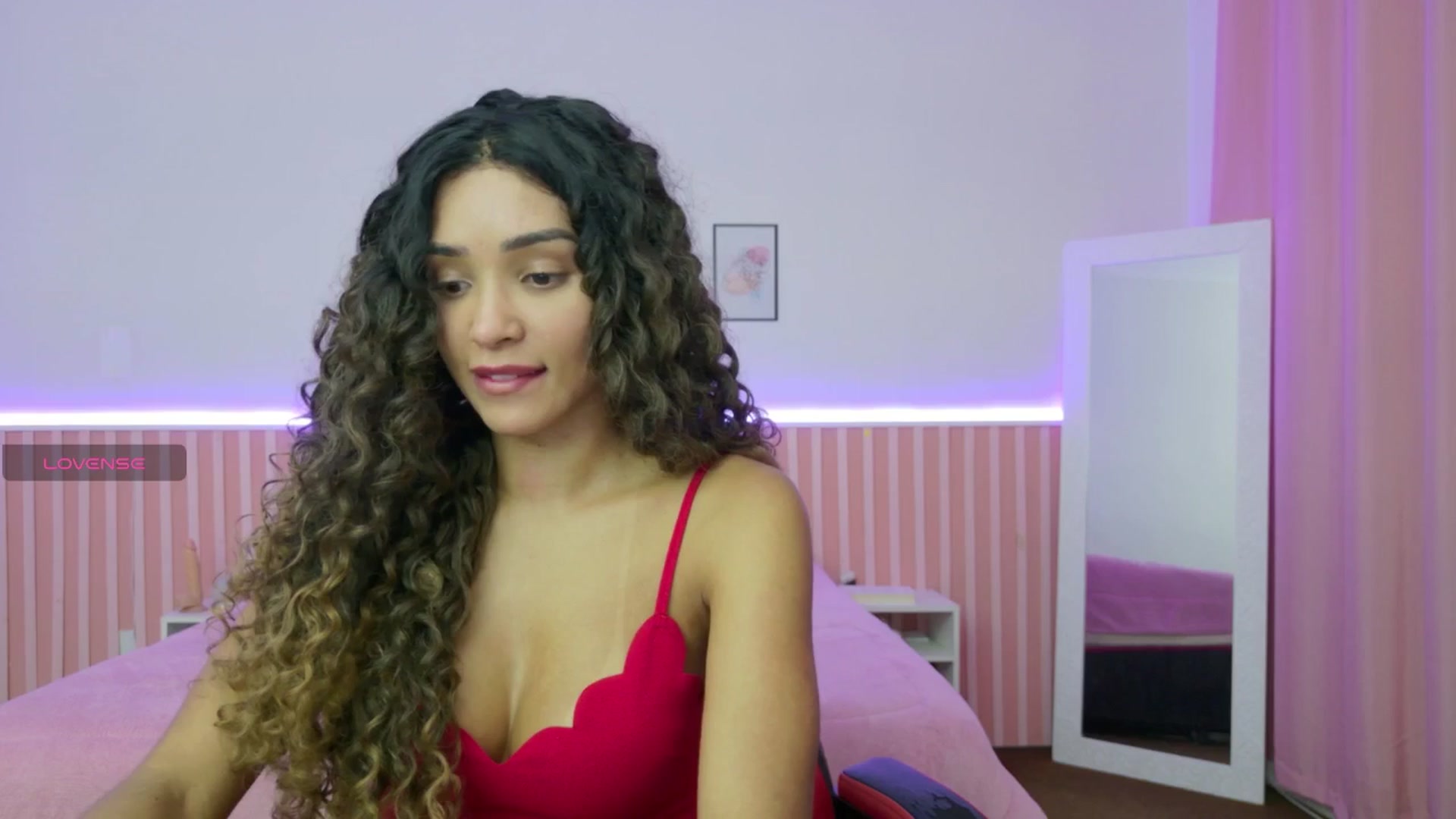 Gallery image thumbnail from Helen9g38's myfreecams stream on, 12/04/2025, 21:09 image 1 of 20