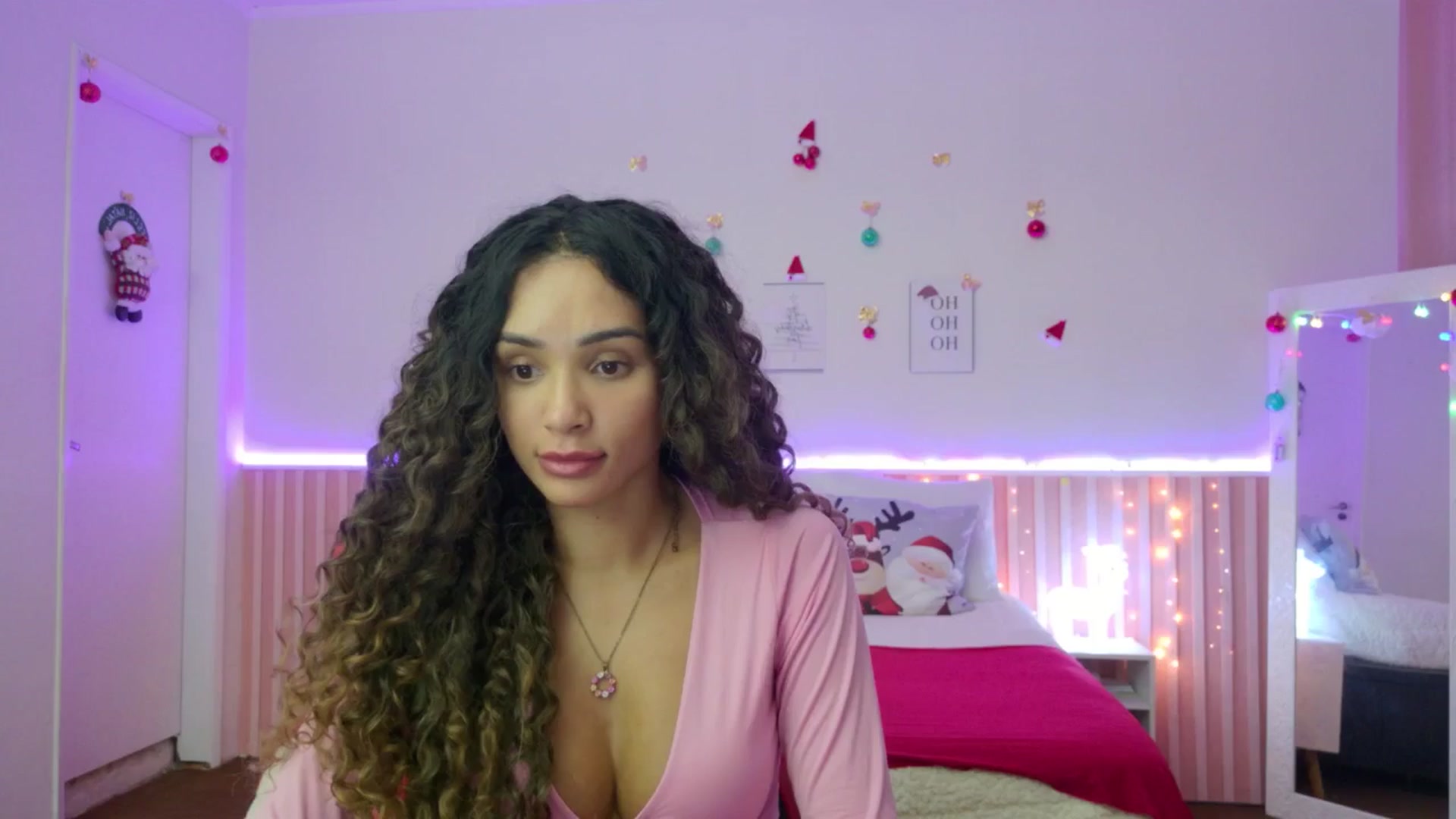 Gallery image thumbnail from Helen9g38's myfreecams stream on, 12/09/2025, 20:28 image 16 of 20
