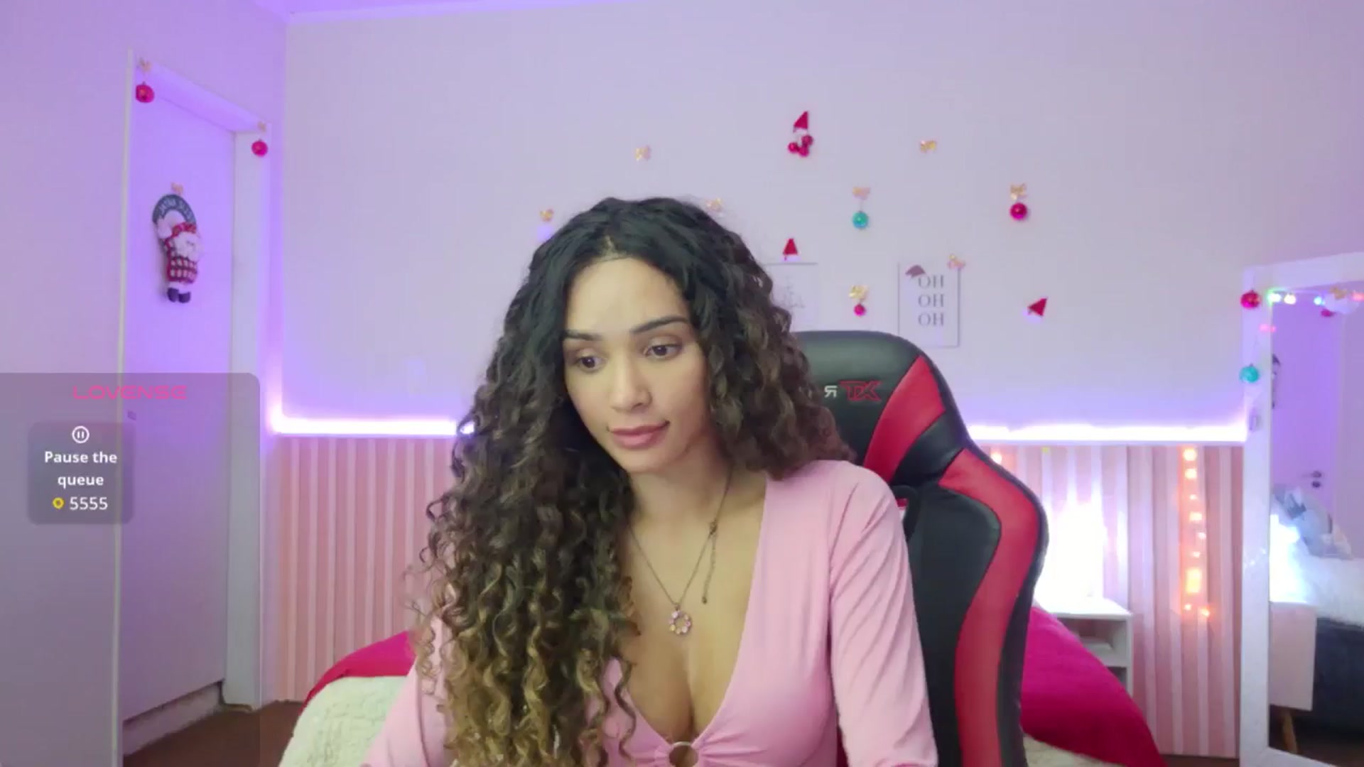 Gallery image thumbnail from Helen9g38's myfreecams stream on, 12/09/2025, 22:34 image 14 of 20