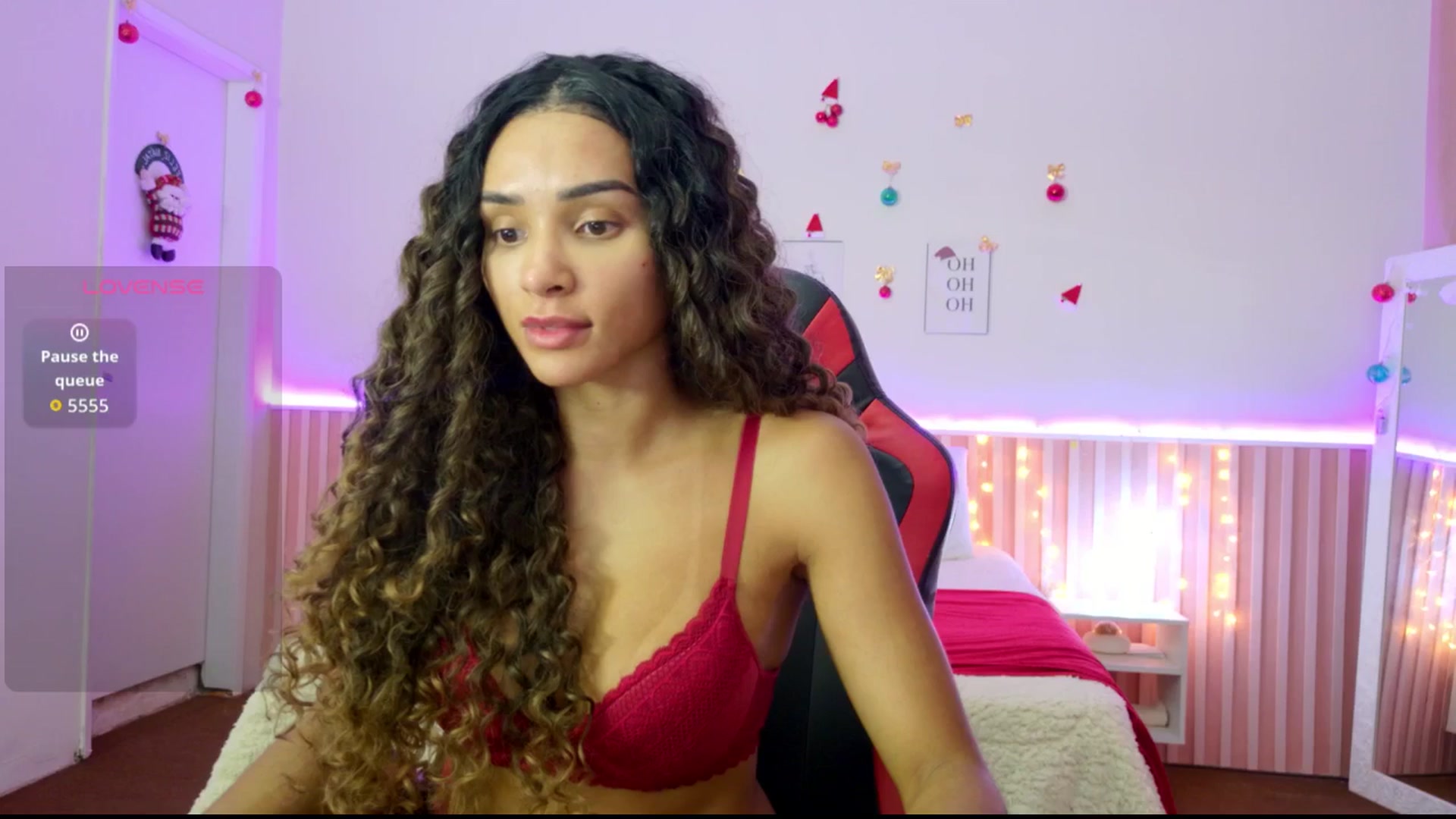 Gallery image thumbnail from Helen9g38's myfreecams stream on, 12/16/2025, 22:47 image 18 of 20