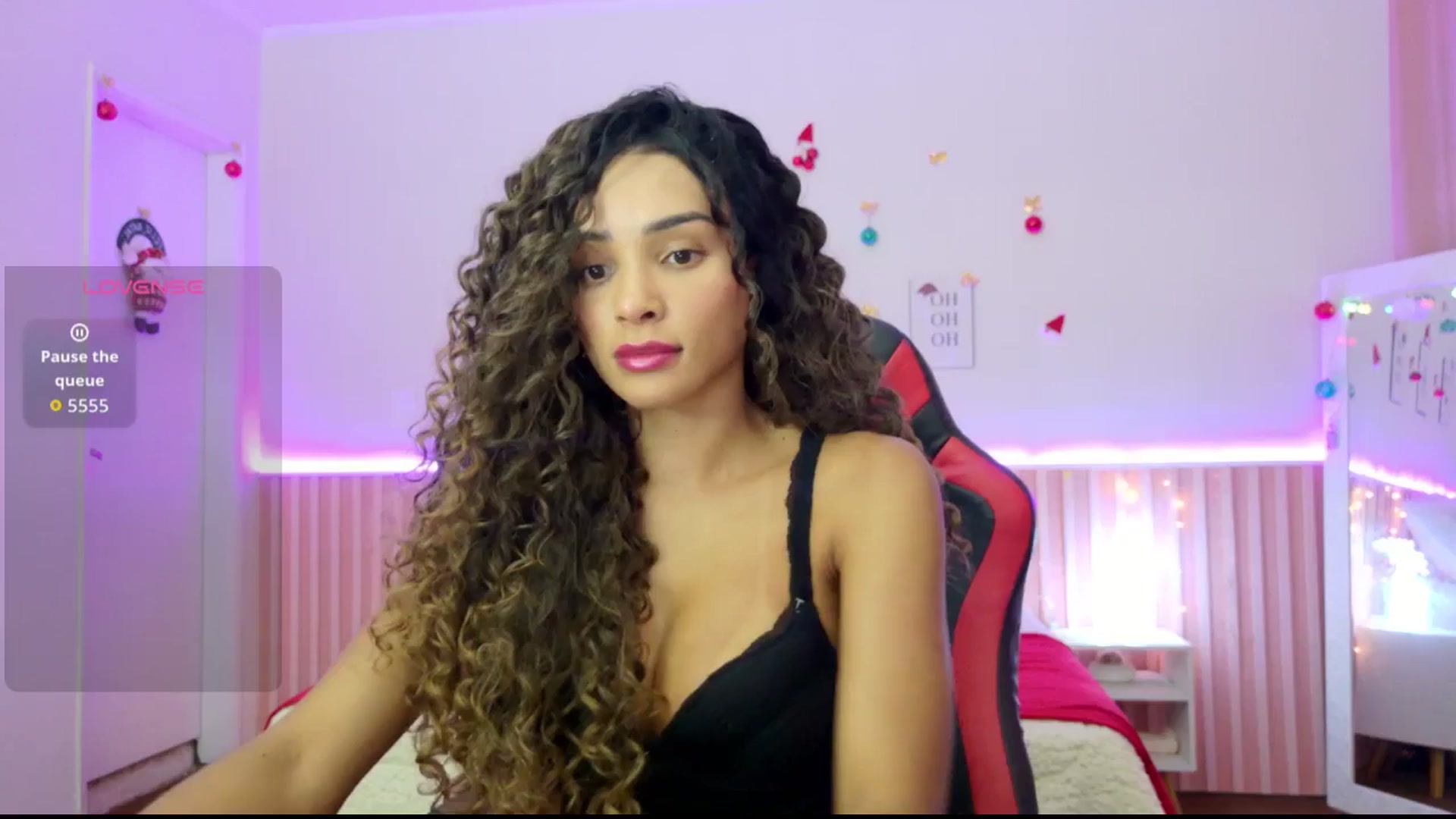 Gallery image thumbnail from Helen9g38's myfreecams stream on, 12/17/2025, 10:13 image 9 of 20