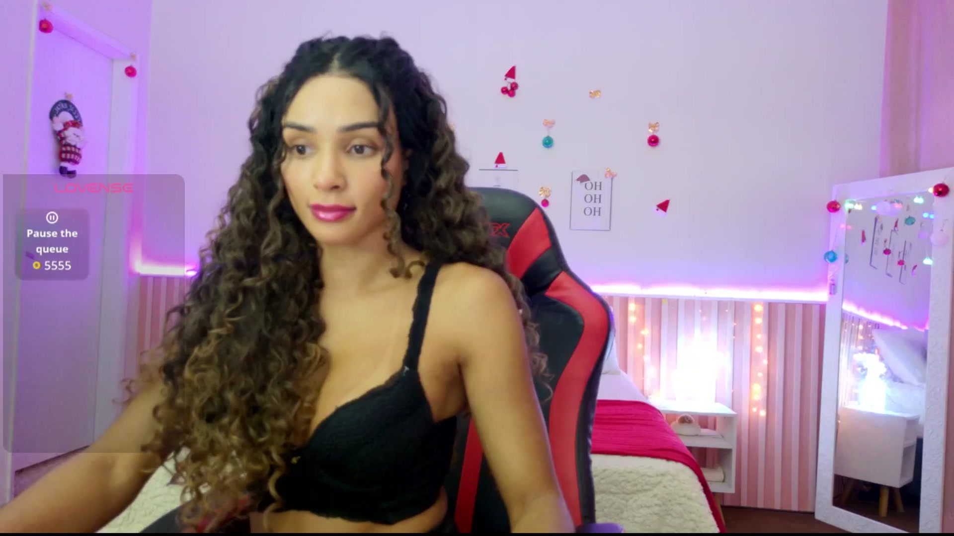 Gallery image thumbnail from Helen9g38's myfreecams stream on, 12/17/2025, 10:13 image 1 of 20