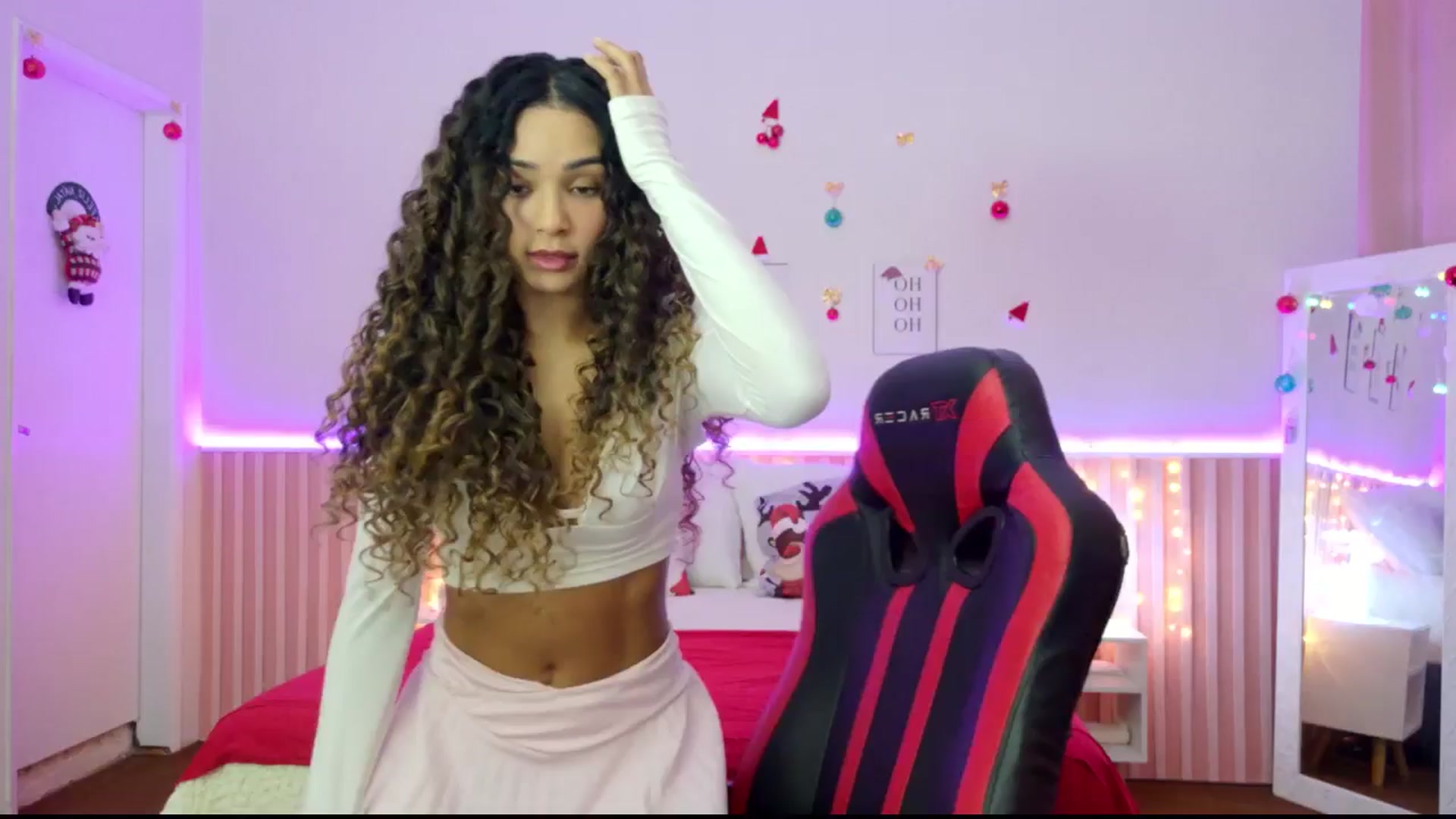 Gallery image thumbnail from Helen9g38's myfreecams stream on, 12/18/2025, 11:43 image 6 of 20
