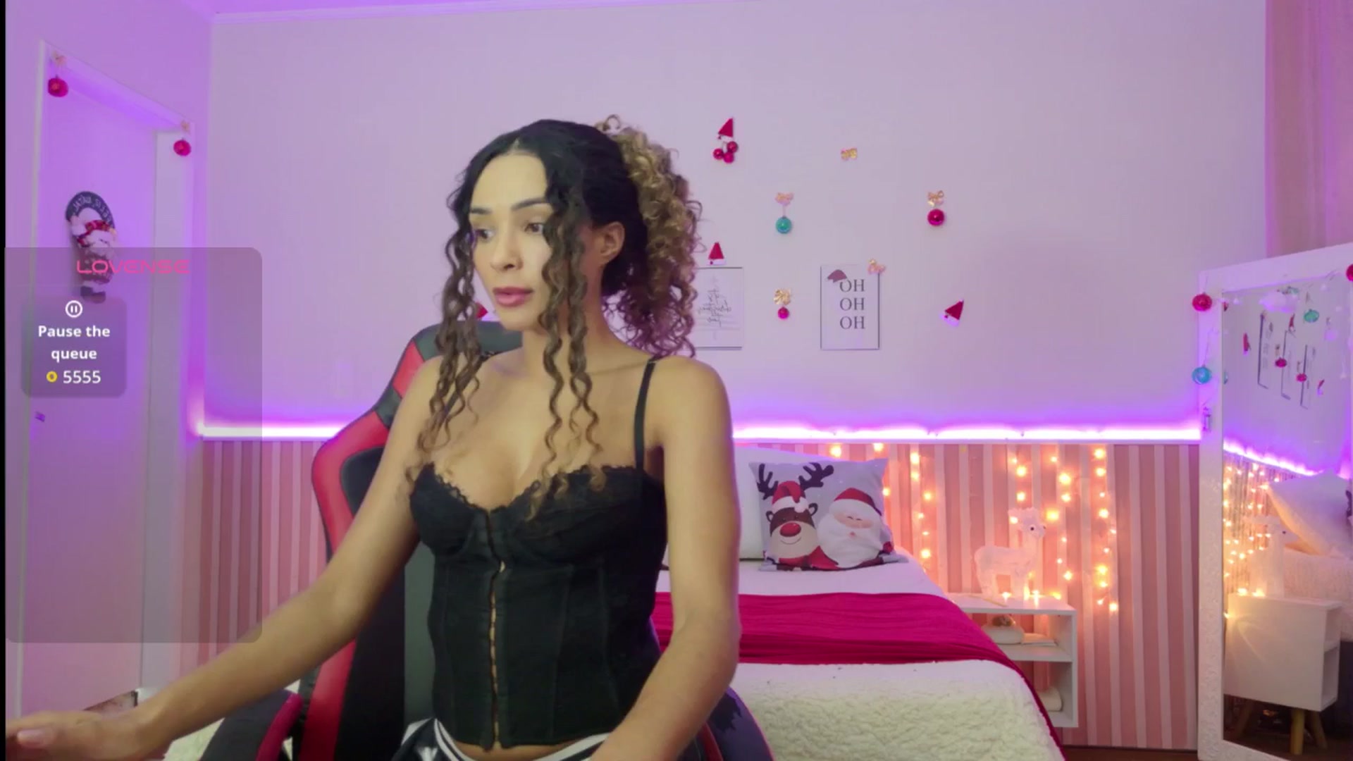 Gallery image thumbnail from Helen9g38's myfreecams stream on, 12/19/2025, 14:06 image 4 of 20