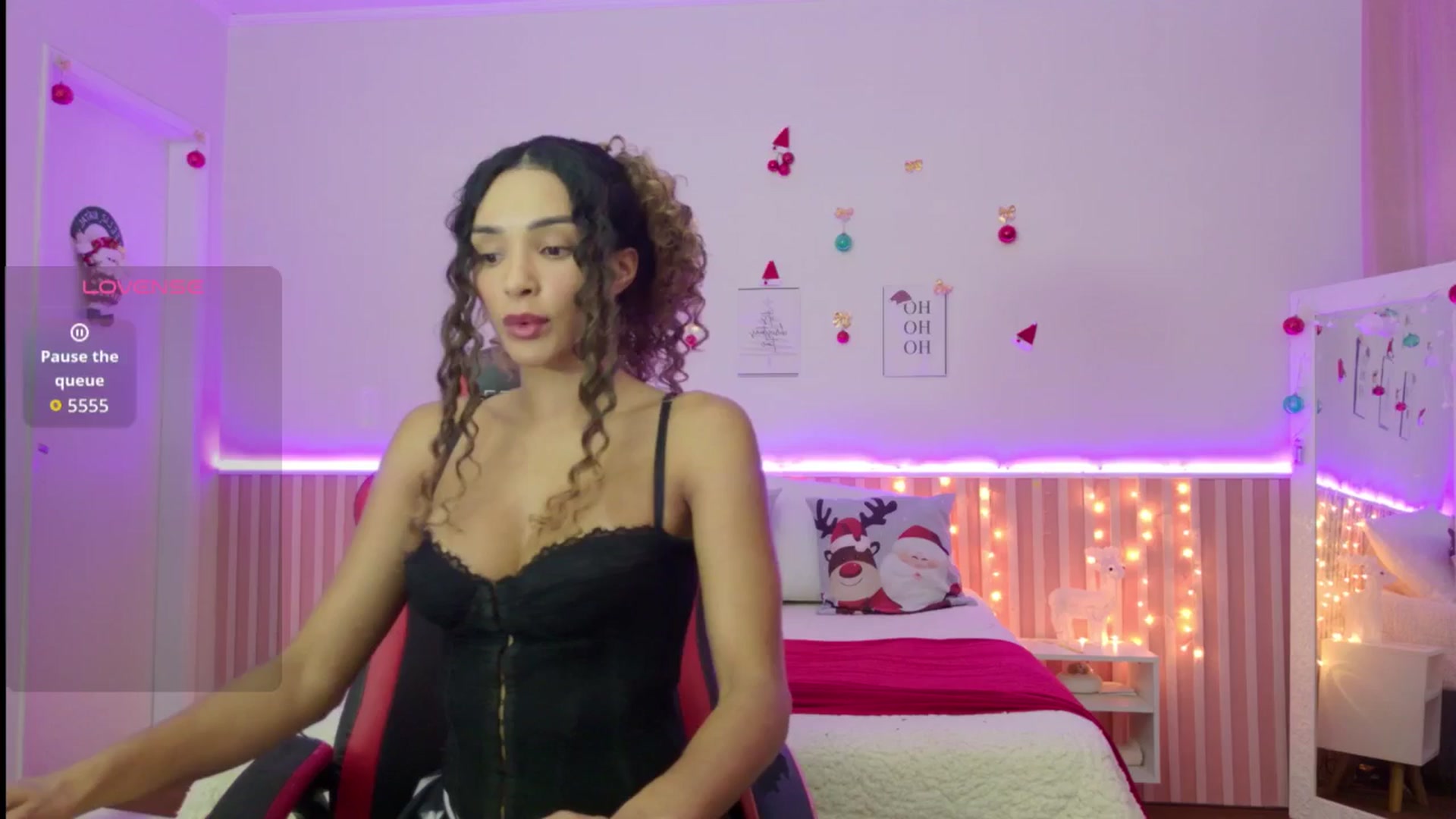 Gallery image thumbnail from Helen9g38's myfreecams stream on, 12/19/2025, 14:06 image 6 of 20