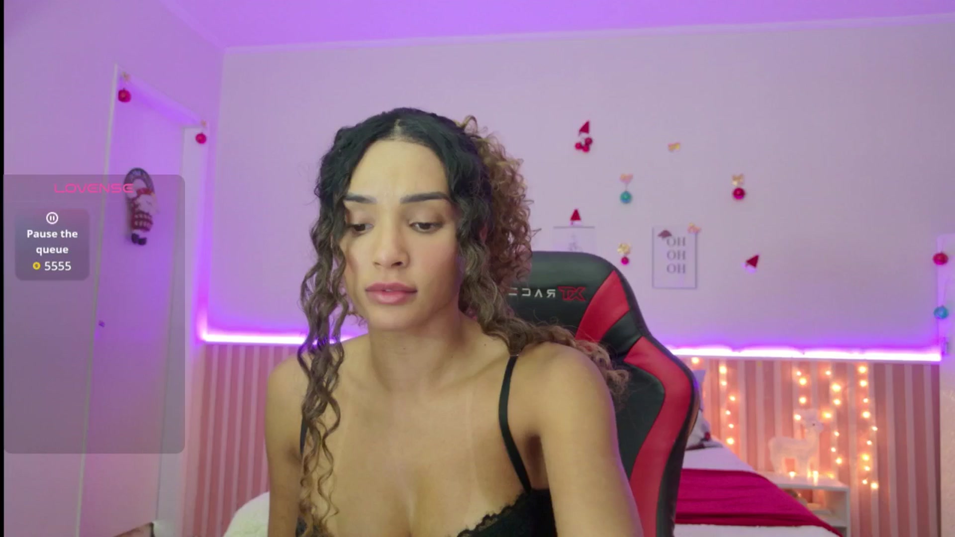 Gallery image thumbnail from Helen9g38's myfreecams stream on, 12/19/2025, 14:56 image 3 of 20