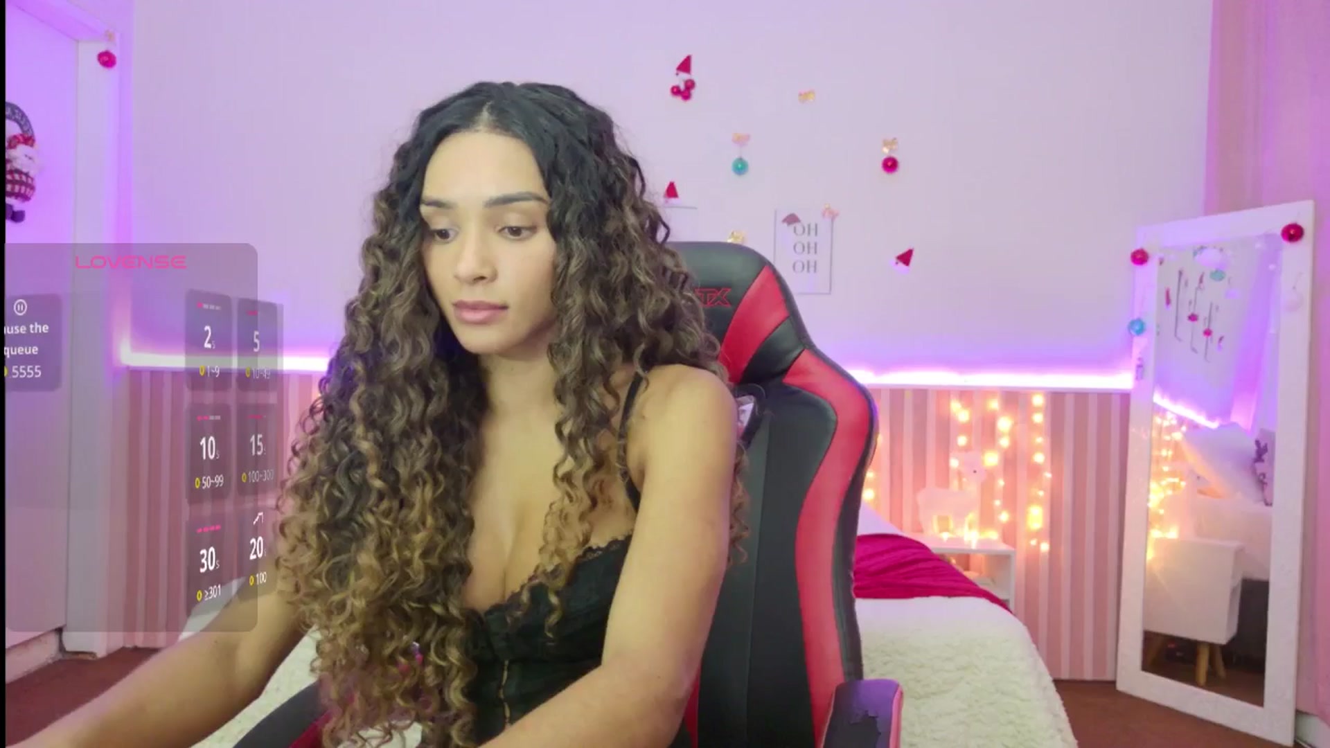 Gallery image thumbnail from Helen9g38's myfreecams stream on, 12/19/2025, 21:19 image 6 of 20