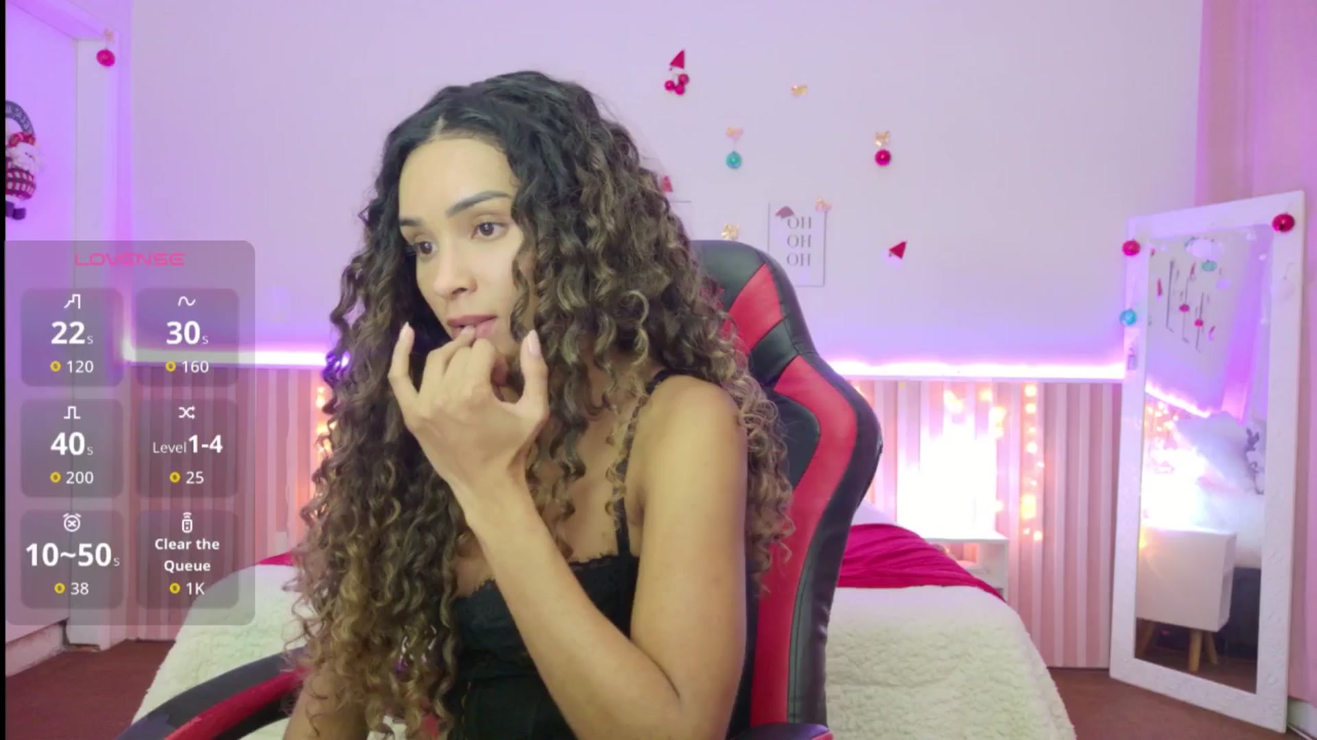 Gallery image thumbnail from Helen9g38's myfreecams stream on, 12/19/2025, 21:40 image 2 of 20