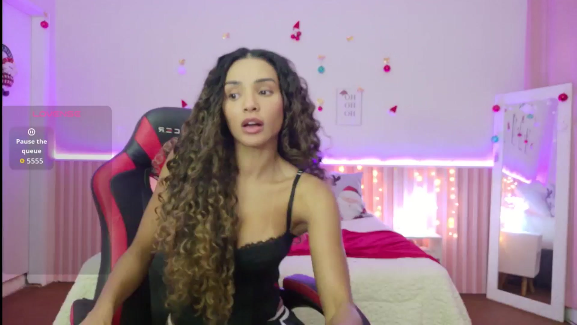 Gallery image thumbnail from Helen9g38's myfreecams stream on, 12/19/2025, 21:40 image 1 of 20