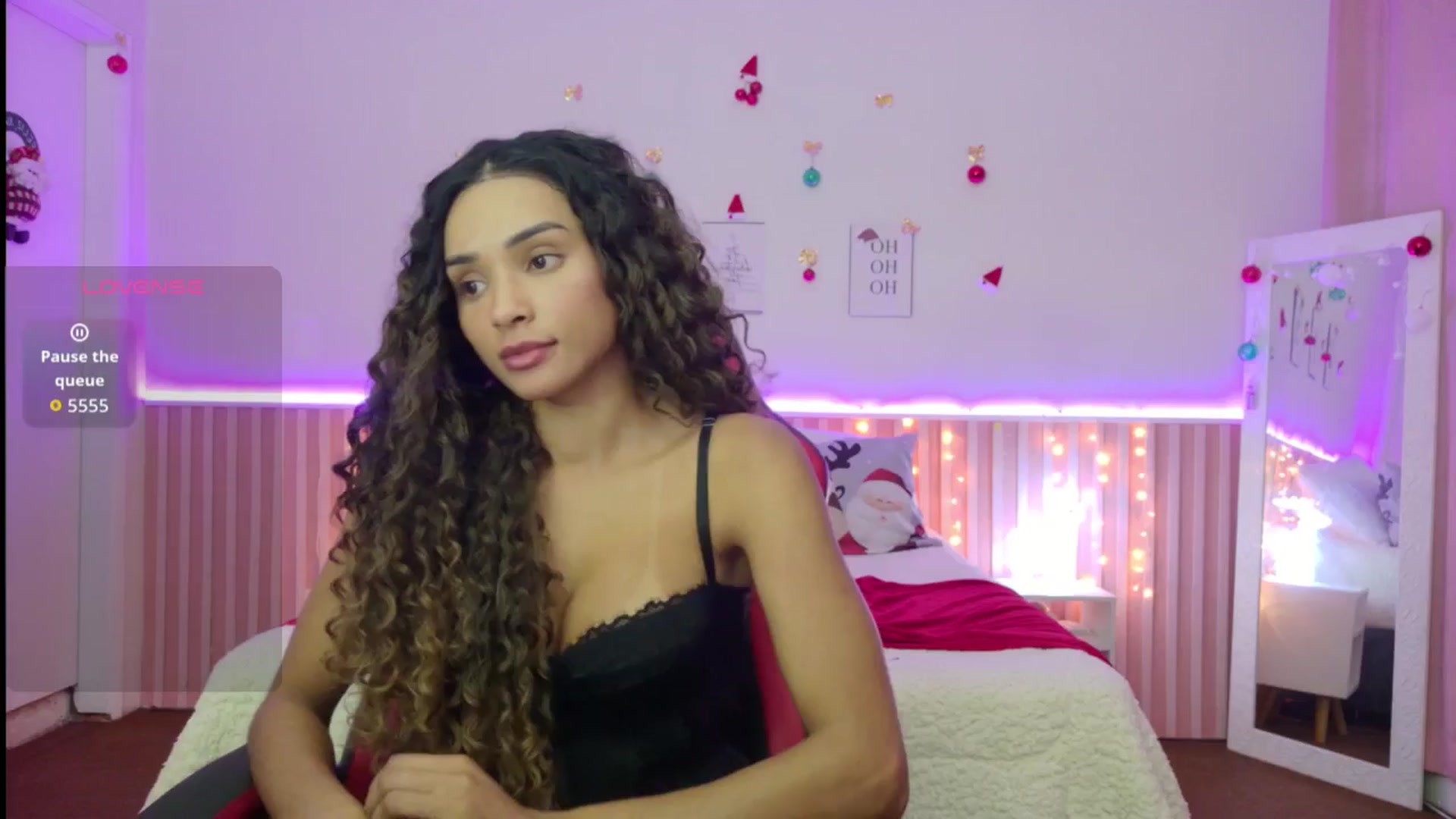 Gallery image thumbnail from Helen9g38's myfreecams stream on, 12/19/2025, 21:40 image 8 of 20