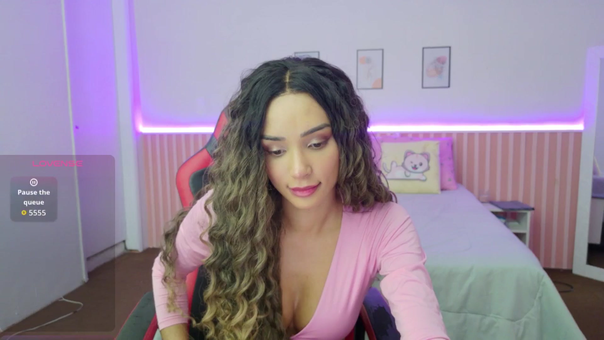 Gallery image thumbnail from Helen9g38's myfreecams stream on, 01/05/2026, 15:07 image 13 of 20