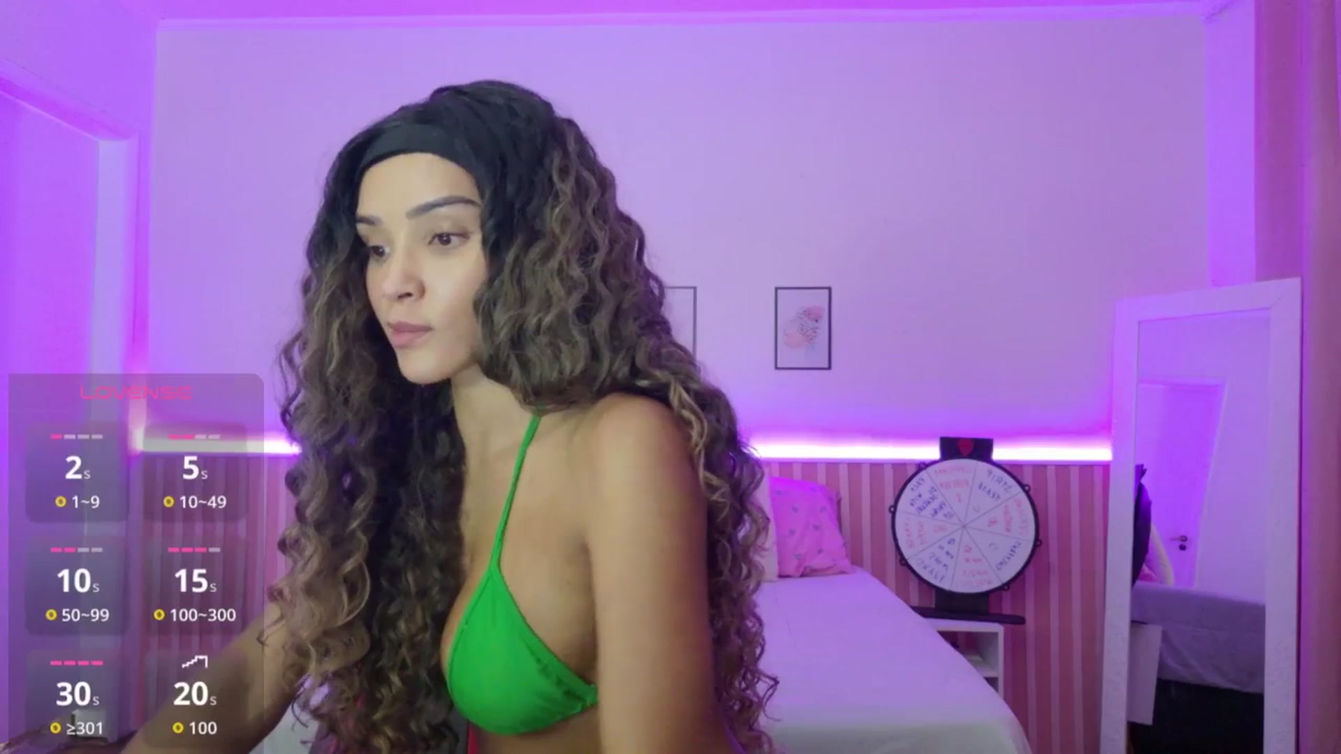 Gallery image thumbnail from Helen9g38's myfreecams stream on, 01/09/2026, 18:26 image 3 of 20