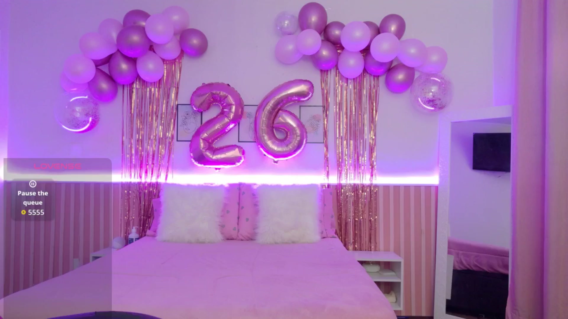 Gallery image thumbnail from Helen9g38's myfreecams stream on, 01/20/2026, 13:37 image 12 of 20